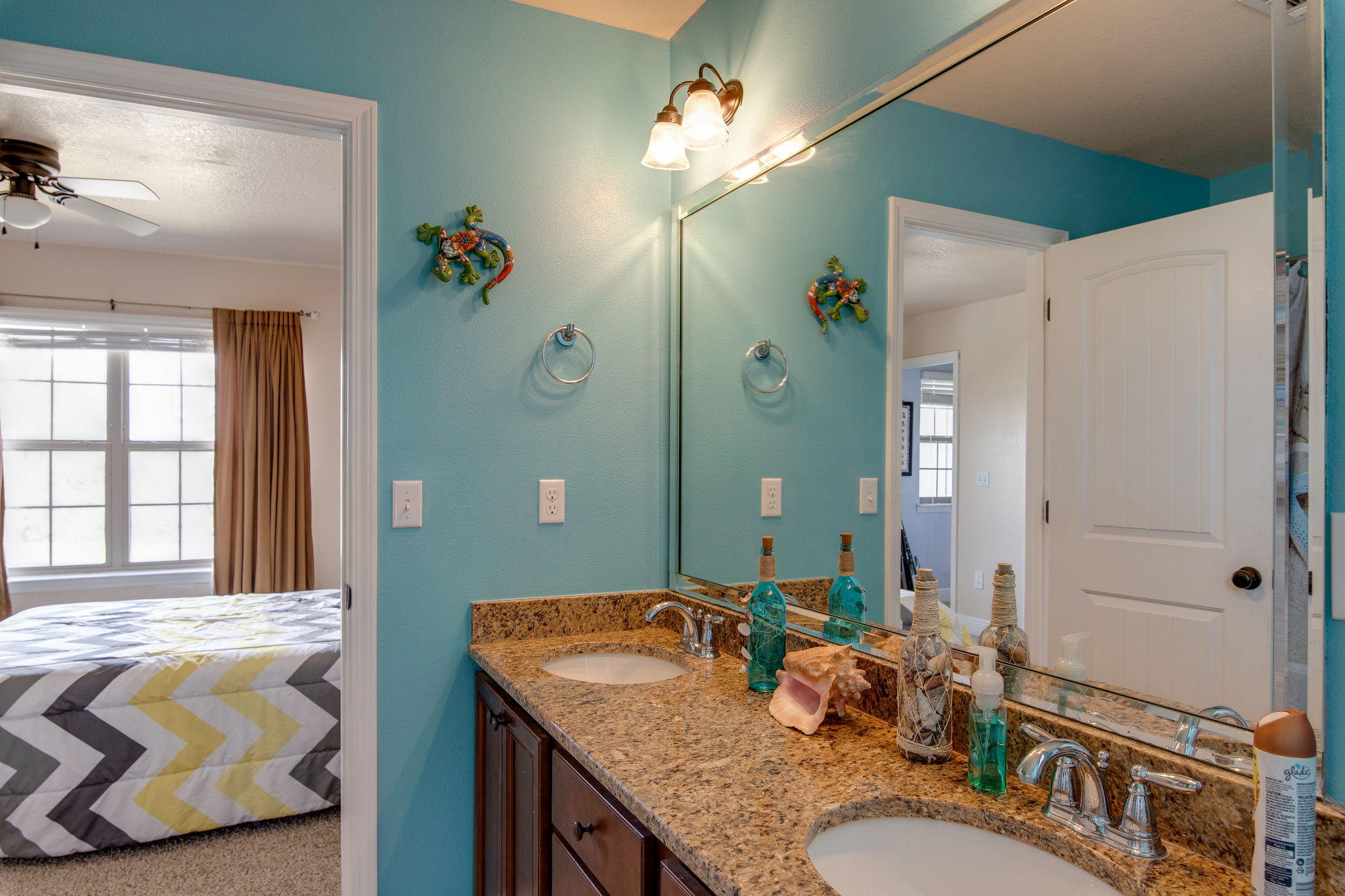 LIBERTY OAKS - Residential