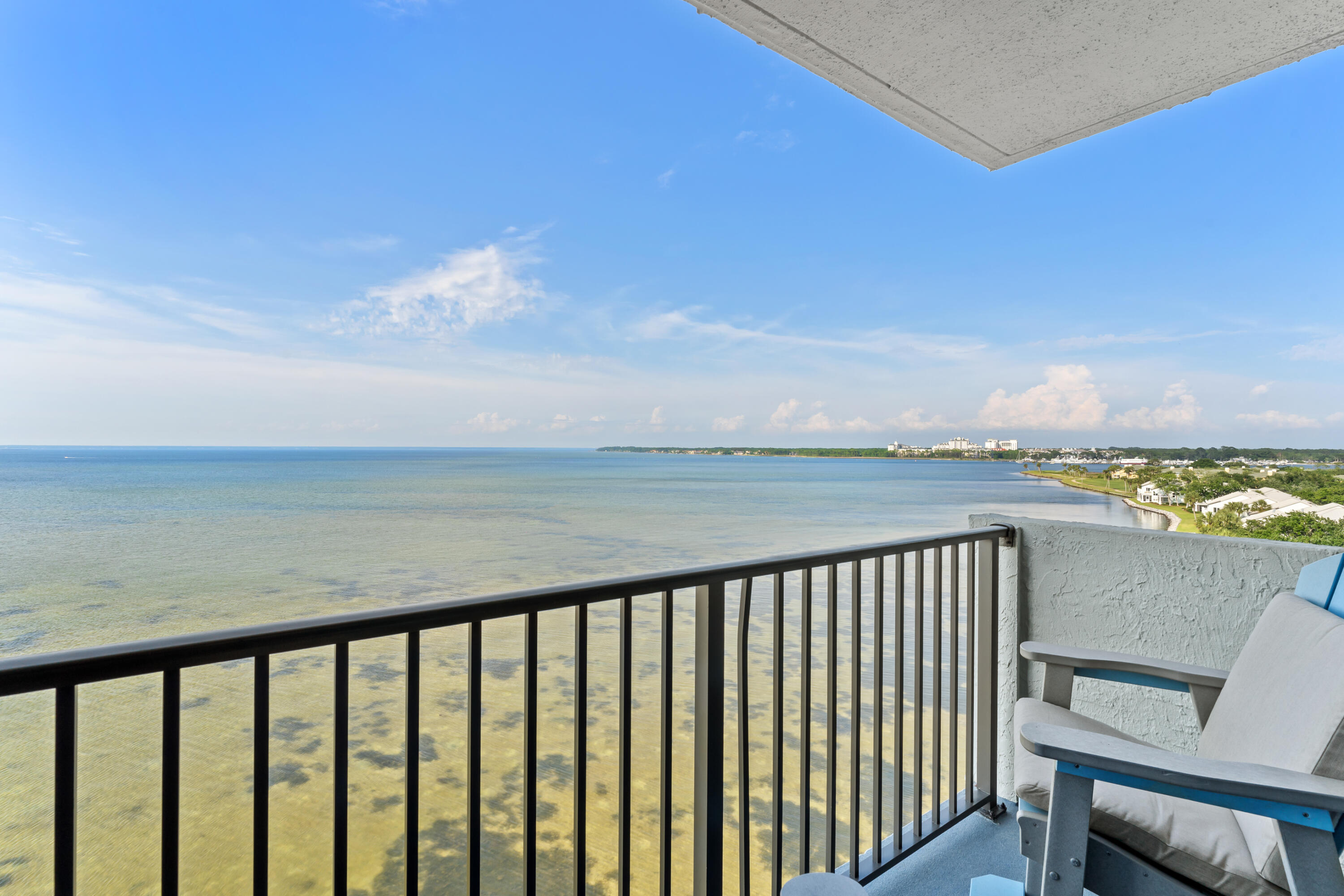 BAYSIDE CONDO SANDESTIN - Residential