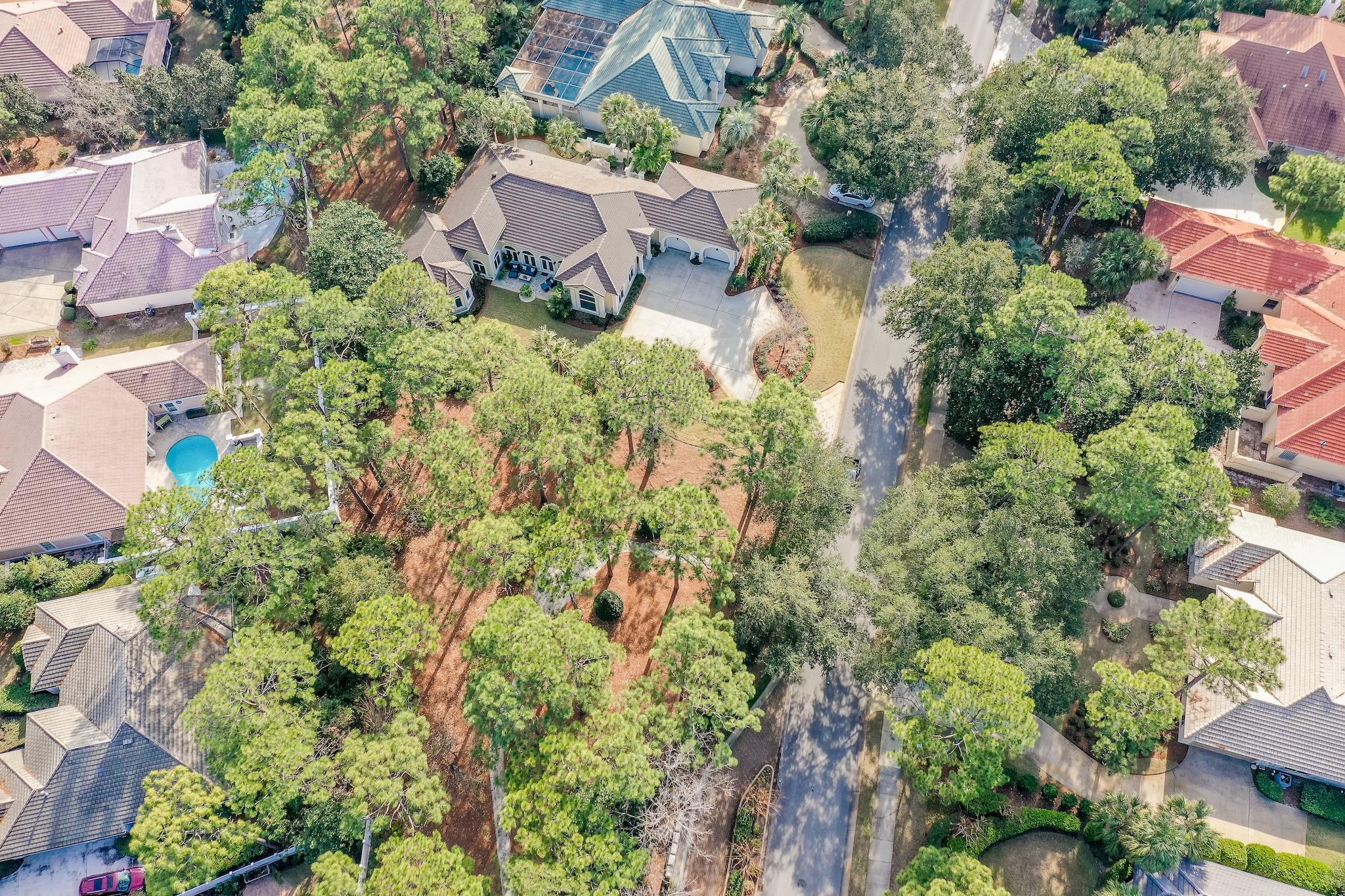 BAYTOWNE AVE EAST - Residential