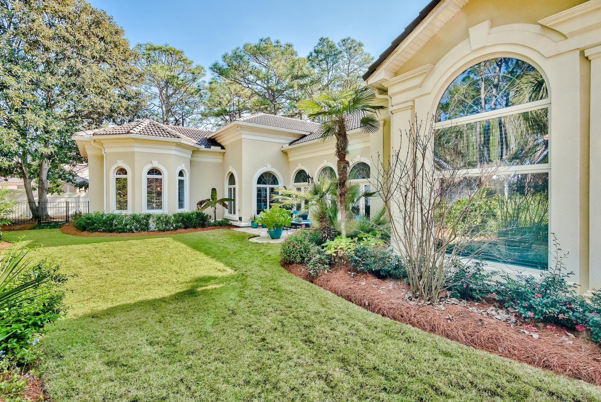 BAYTOWNE AVE EAST - Residential