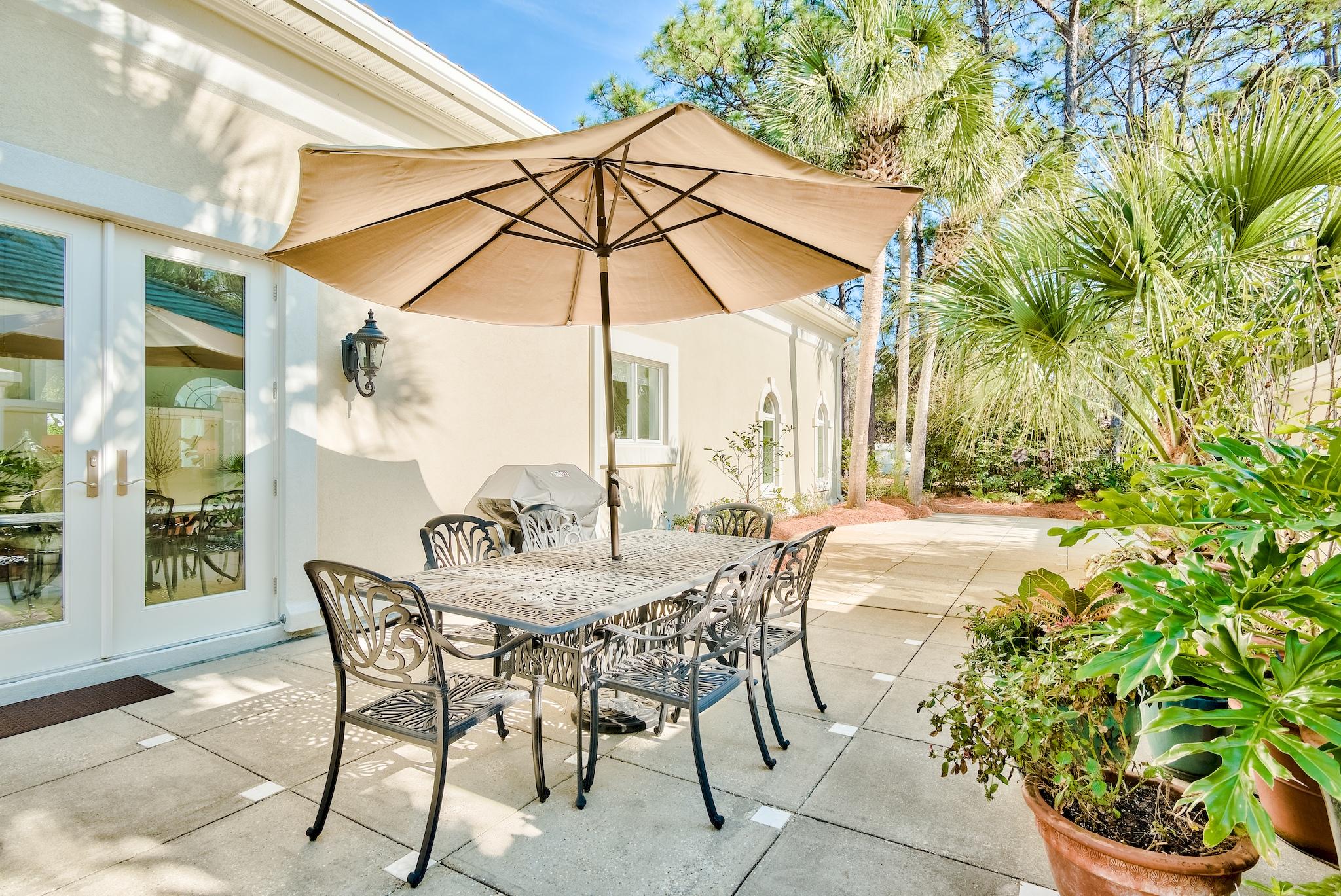 BAYTOWNE AVE EAST - Residential