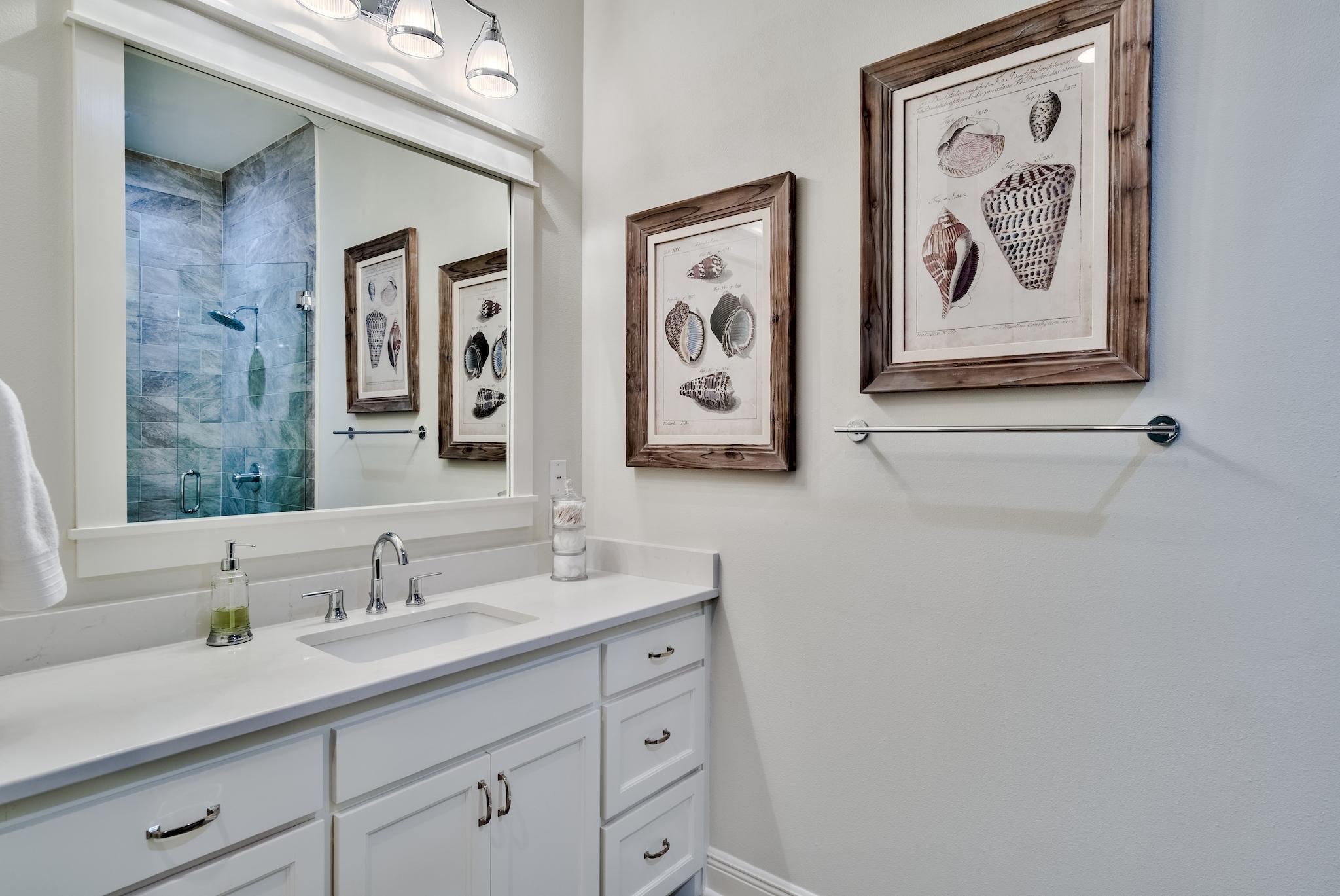 BAYTOWNE AVE EAST - Residential