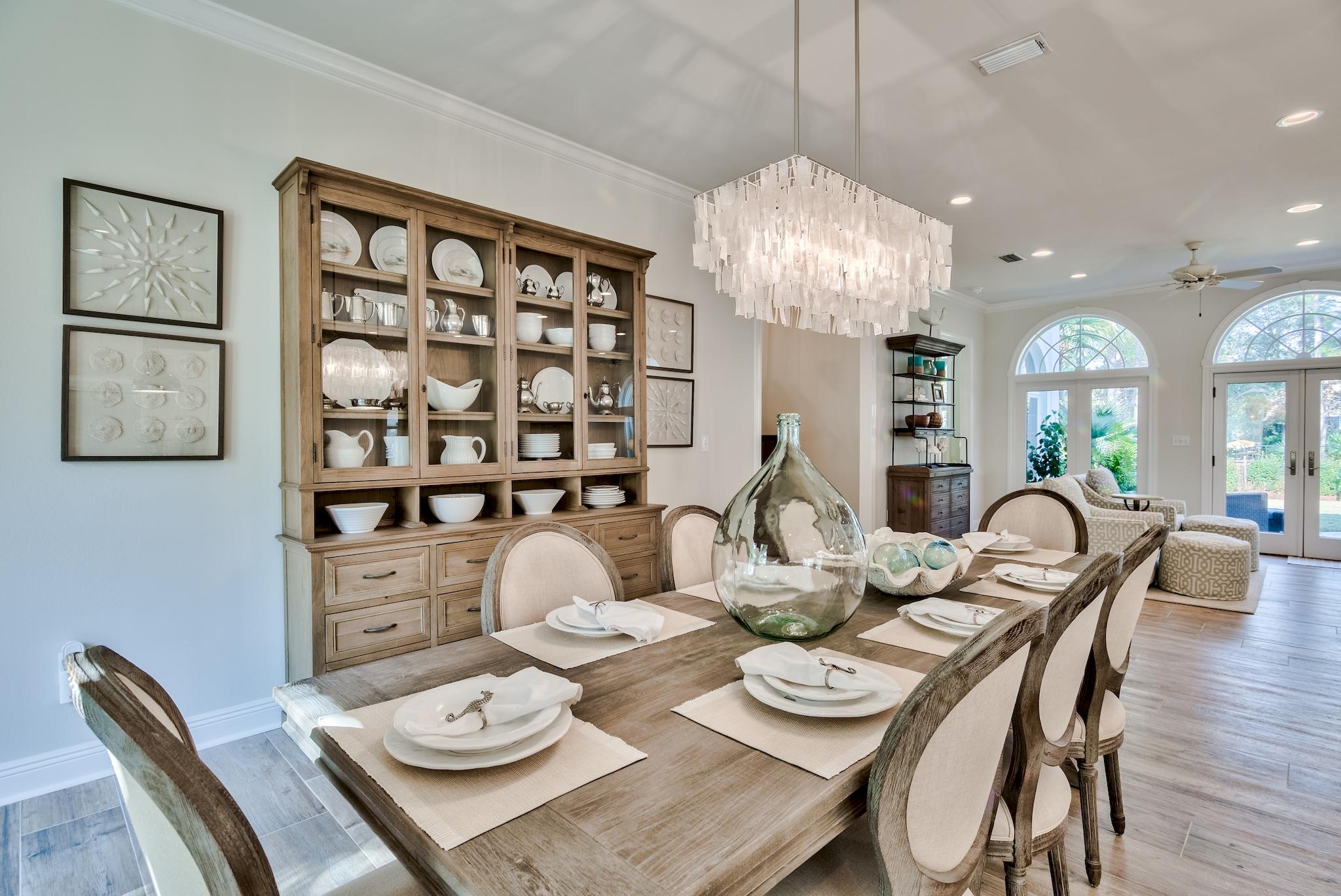 BAYTOWNE AVE EAST - Residential