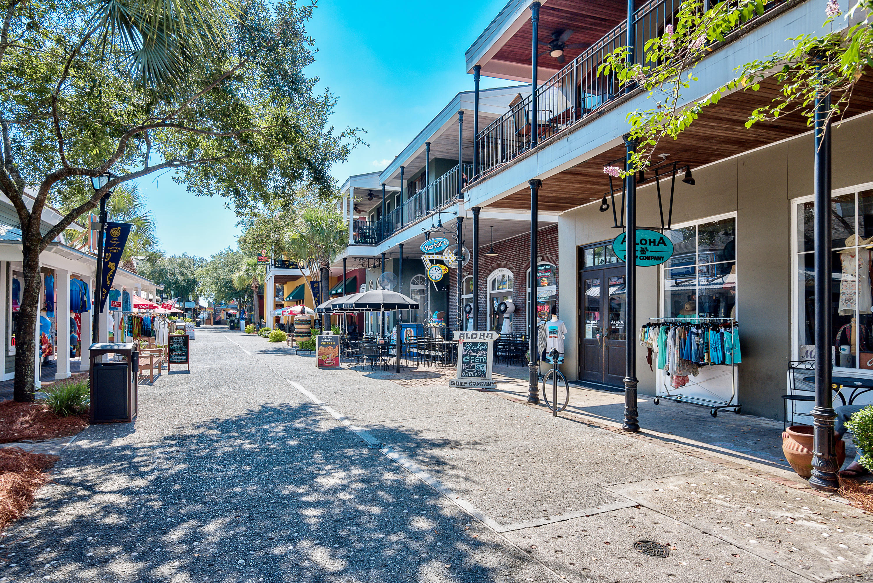 BAYTOWNE AVE EAST - Residential
