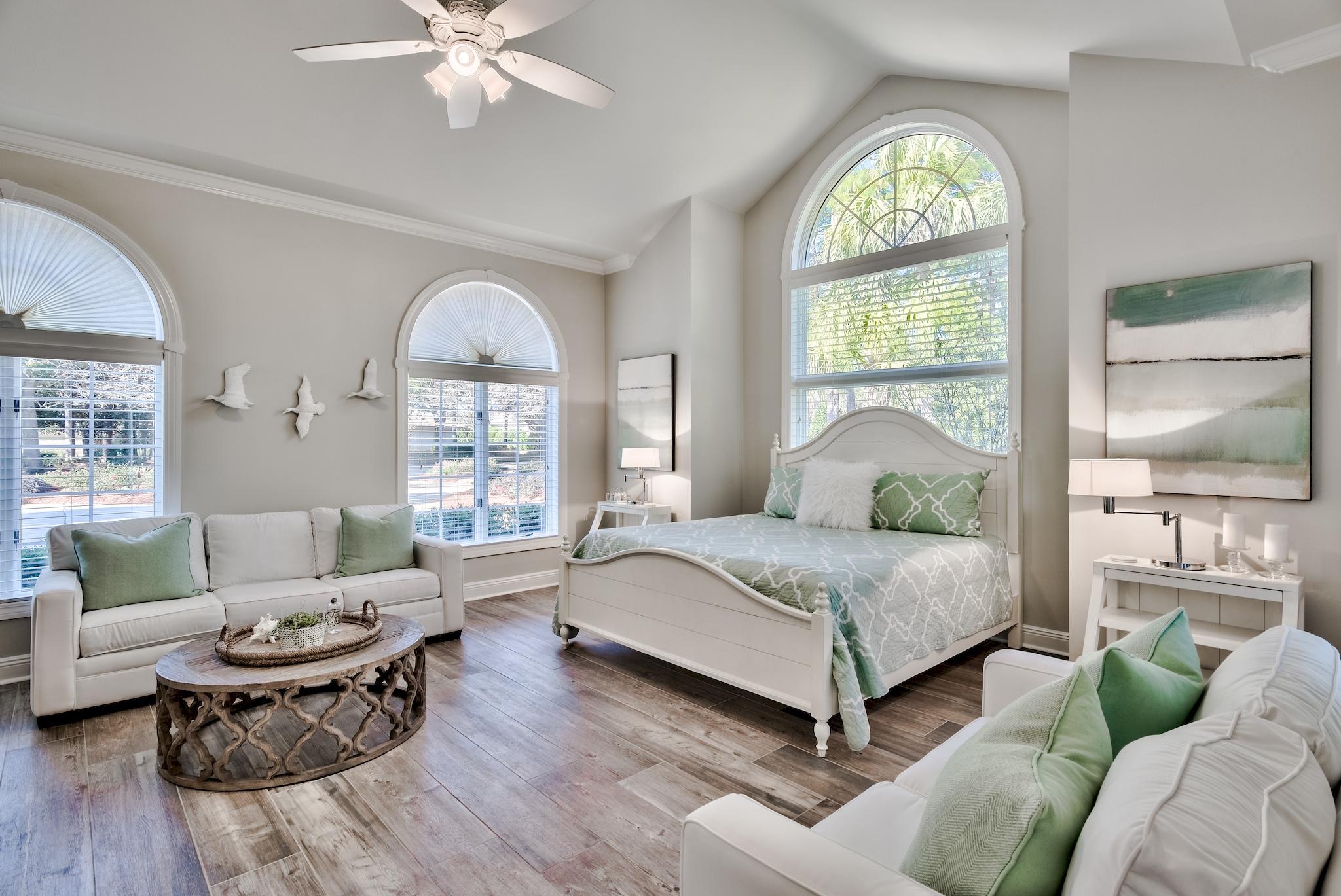 BAYTOWNE AVE EAST - Residential