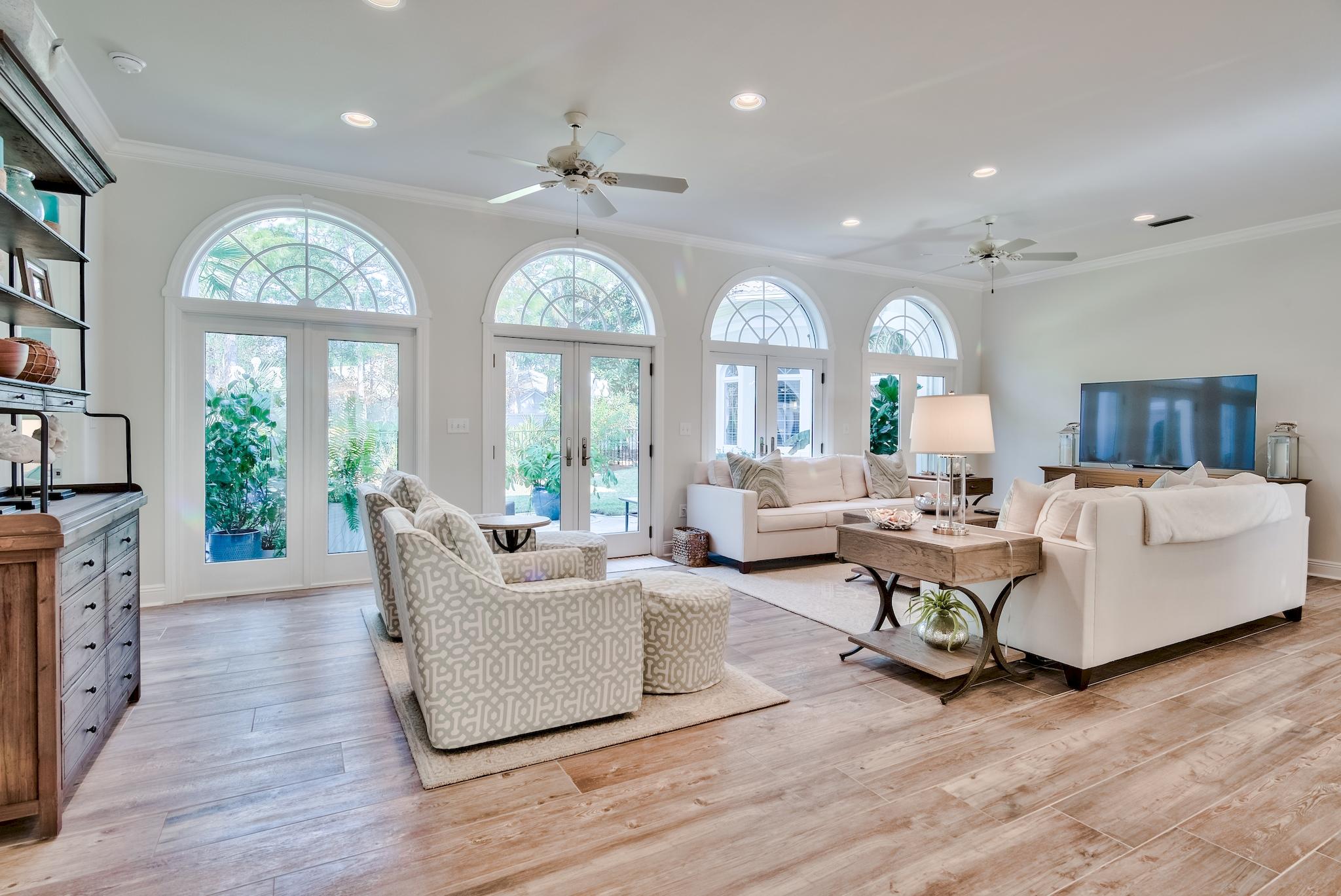 BAYTOWNE AVE EAST - Residential