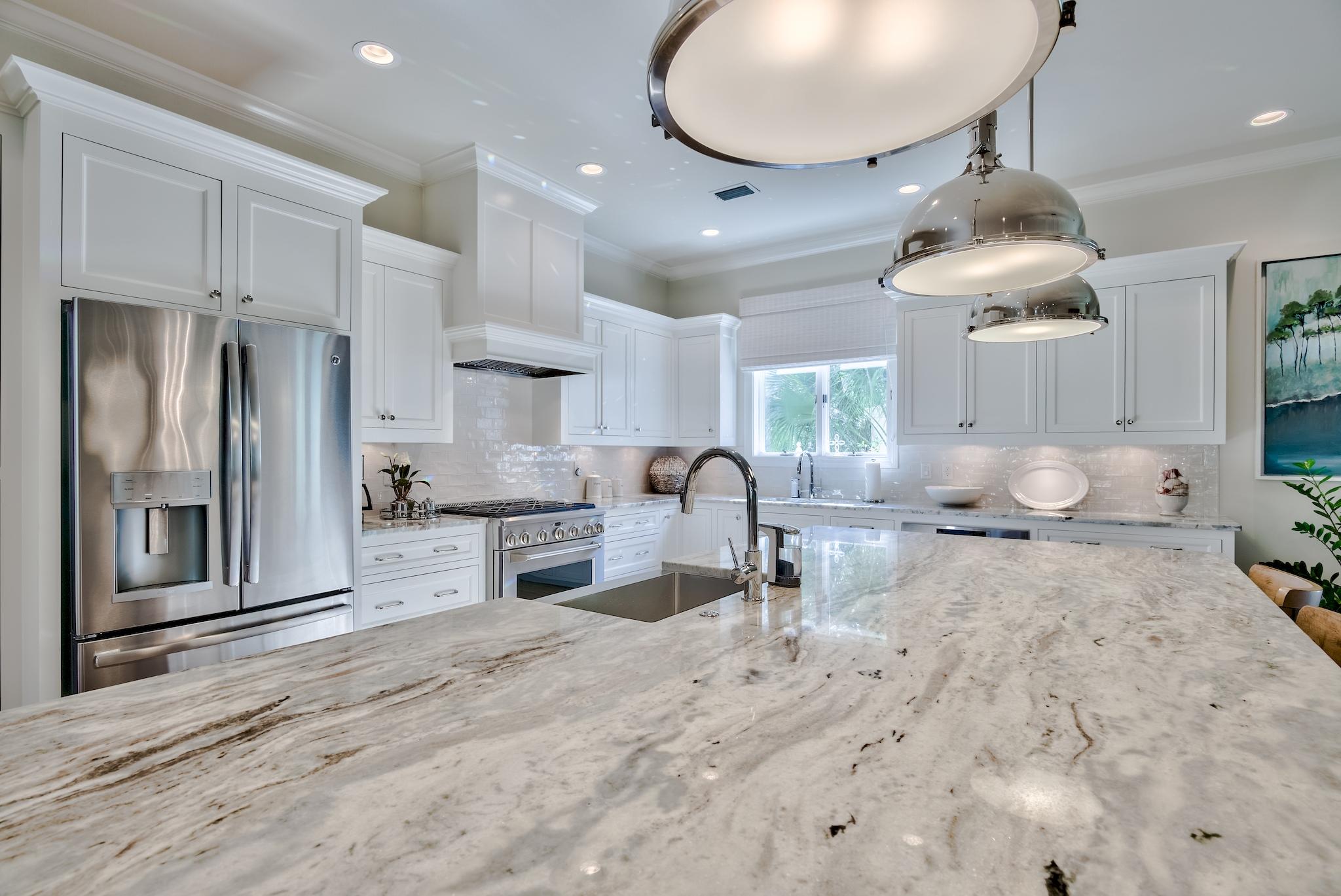 BAYTOWNE AVE EAST - Residential