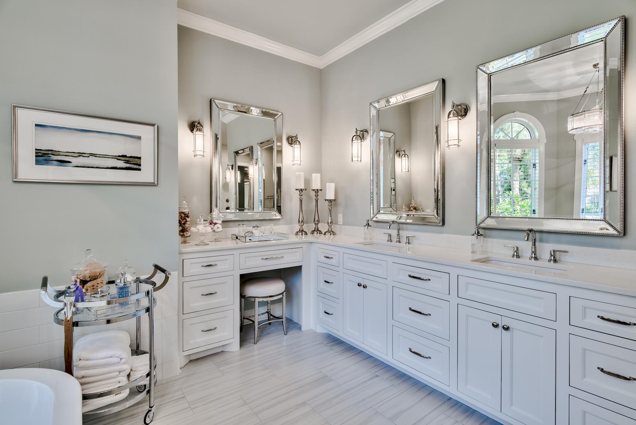 BAYTOWNE AVE EAST - Residential