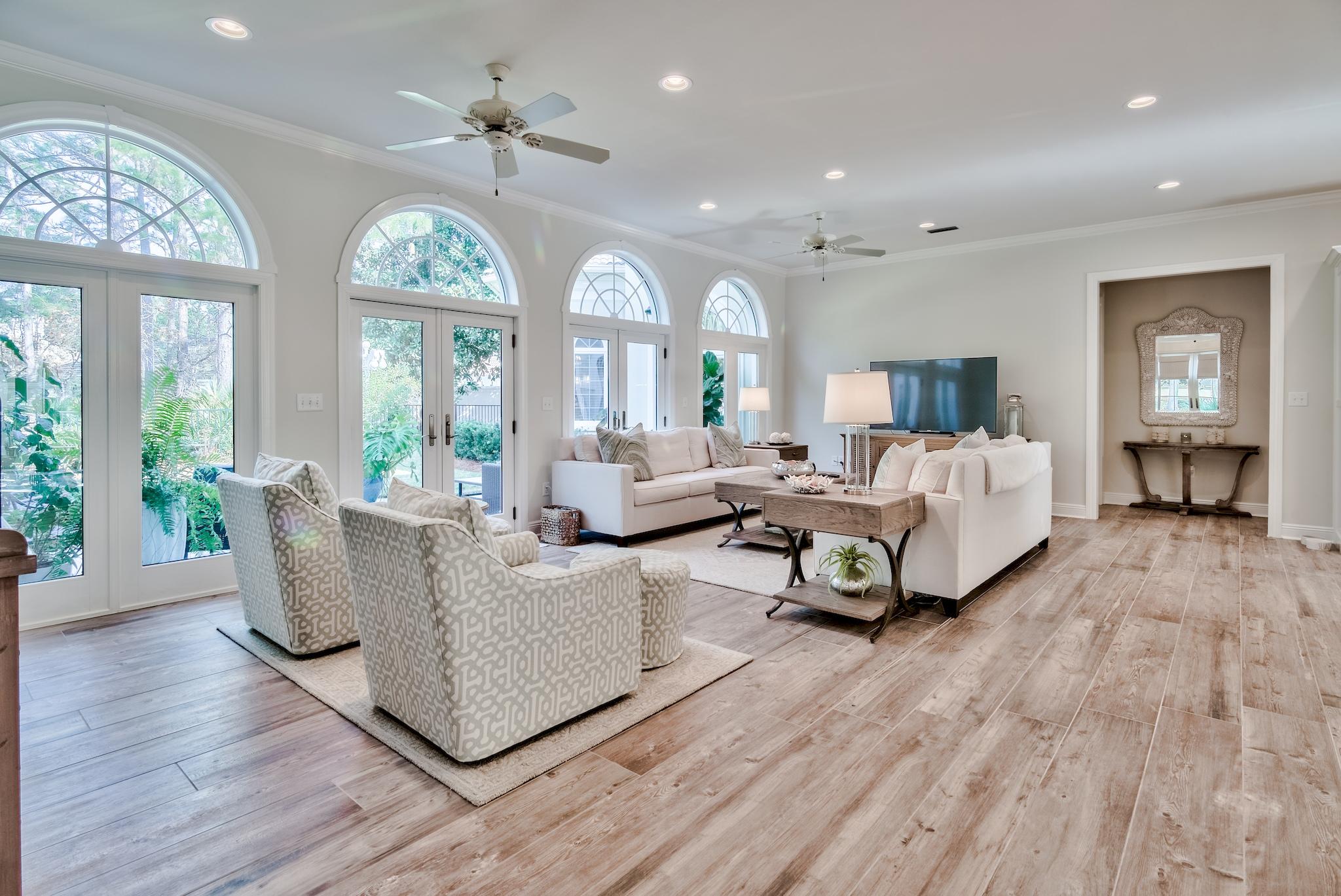 BAYTOWNE AVE EAST - Residential