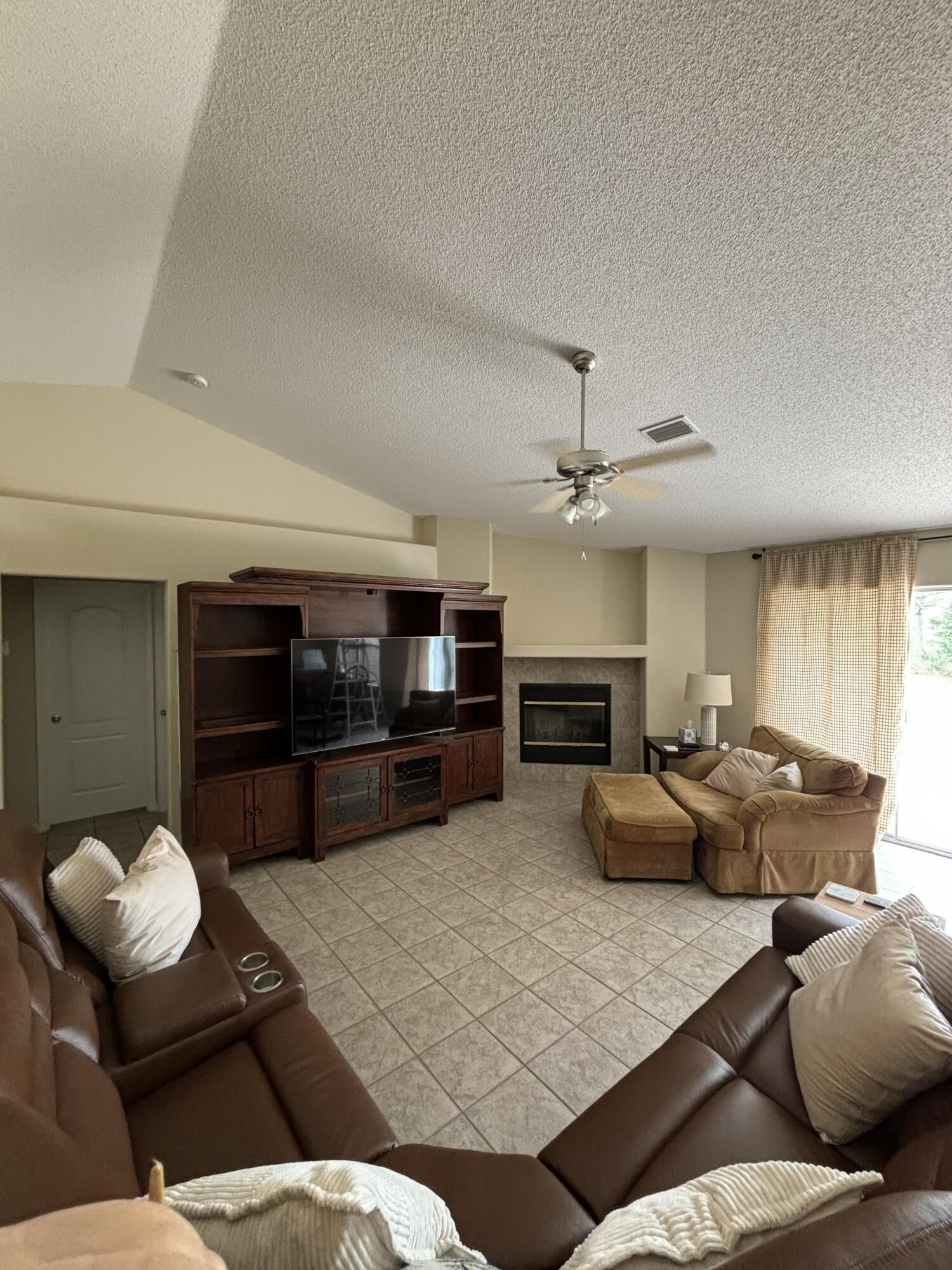 Holly By The Sea - Residential Lease