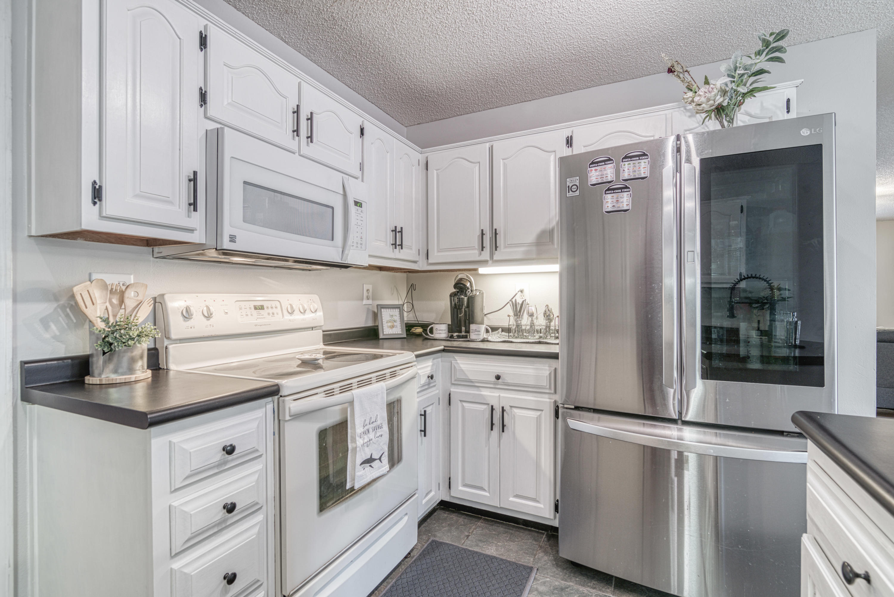 COUNTRYVIEW ESTATES - Residential