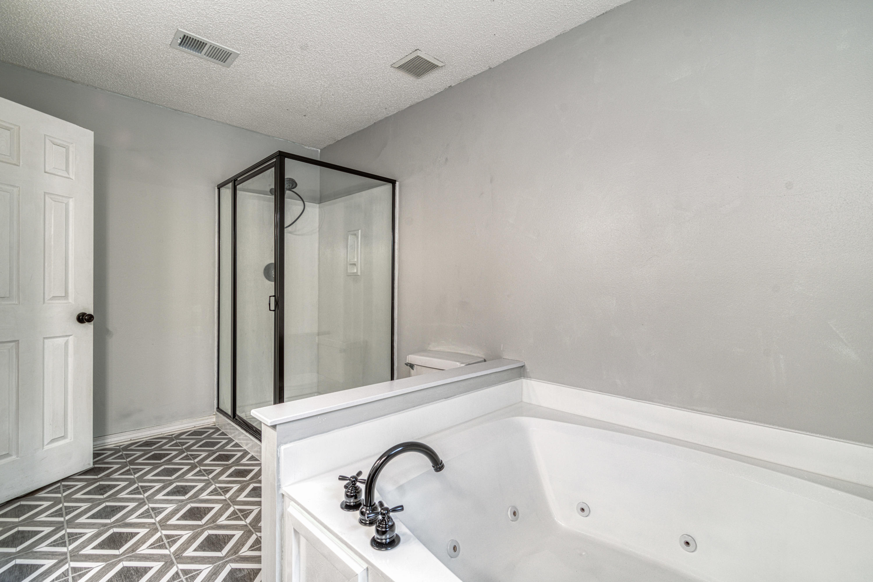 COUNTRYVIEW ESTATES - Residential