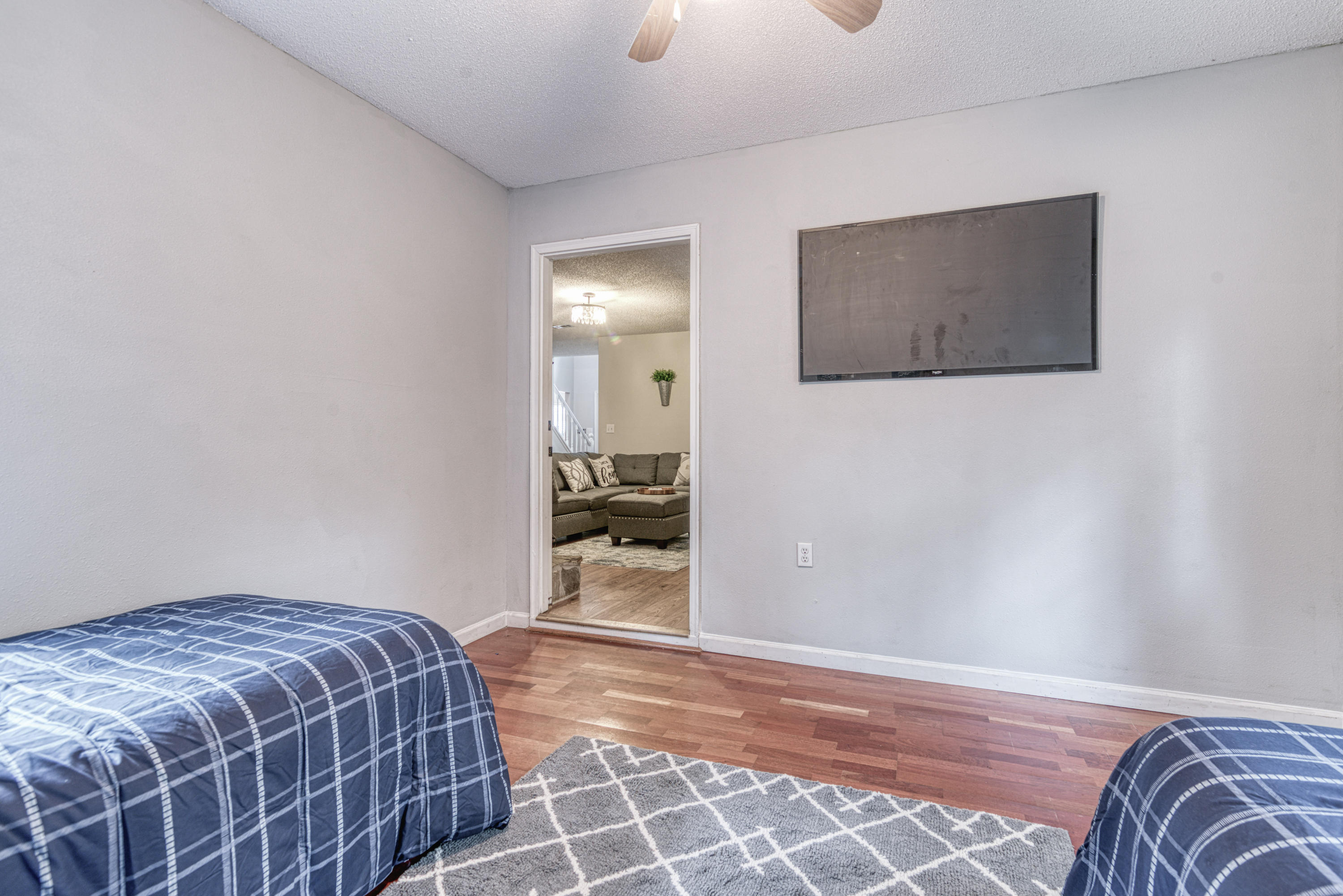 COUNTRYVIEW ESTATES - Residential