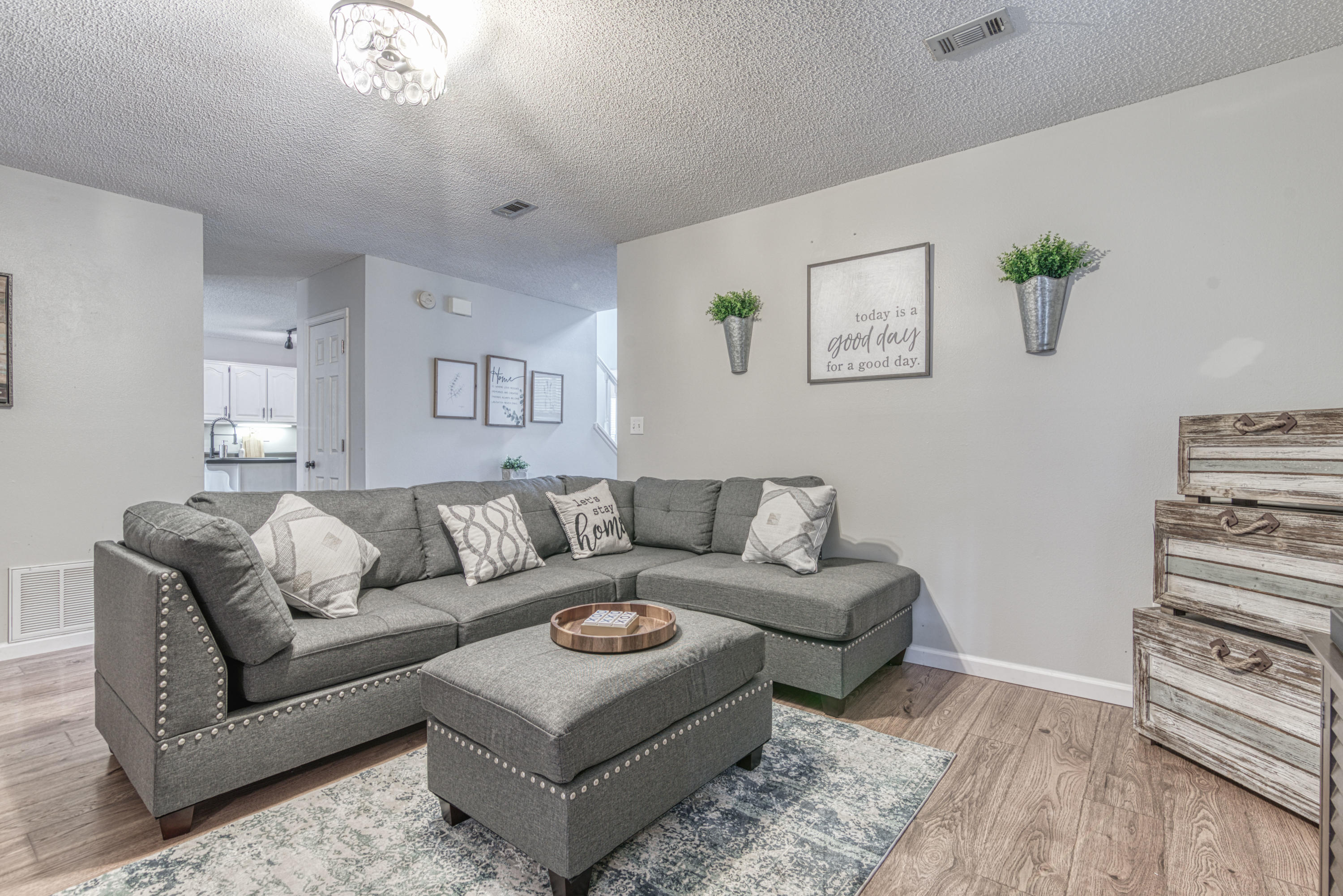 COUNTRYVIEW ESTATES - Residential