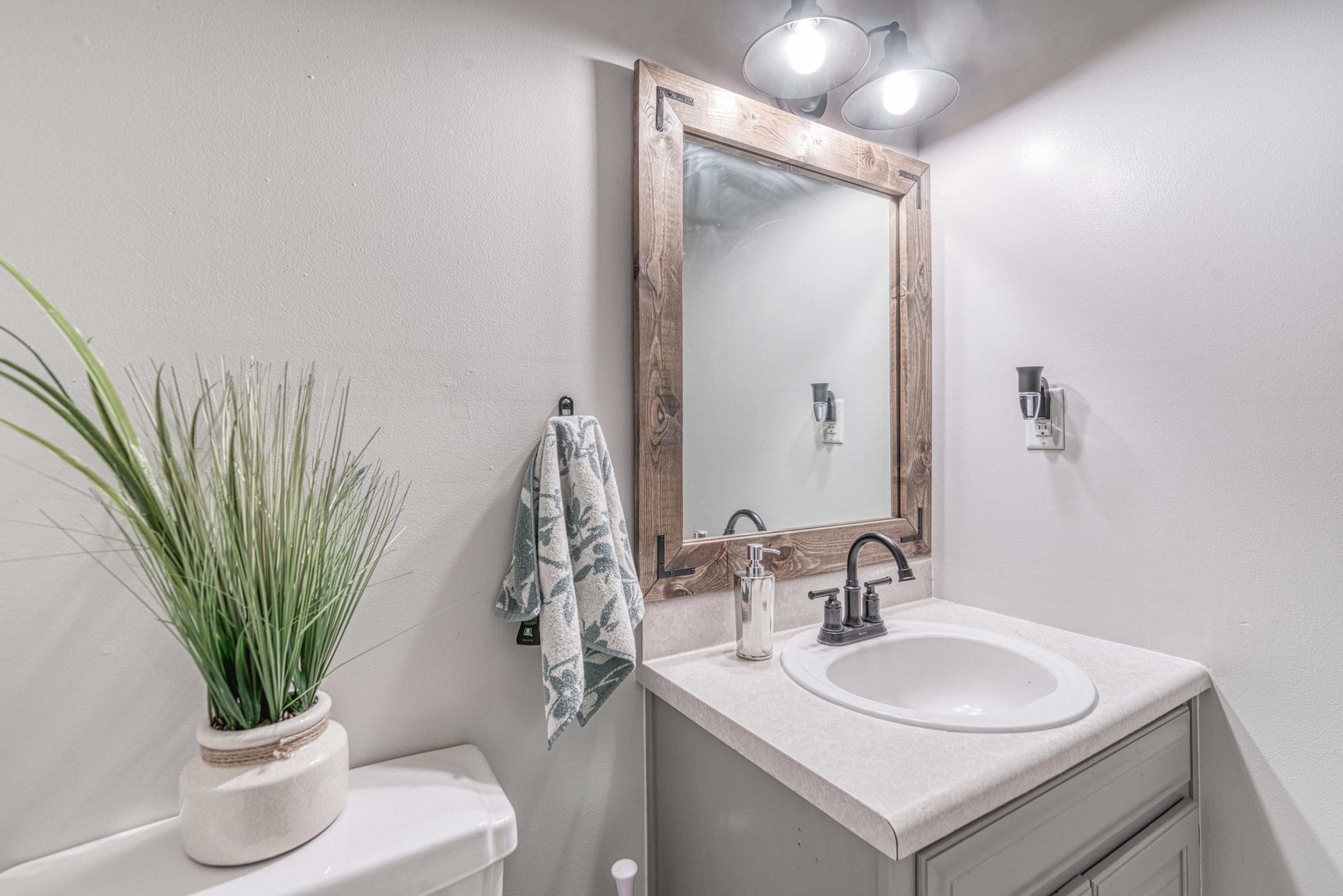 COUNTRYVIEW ESTATES - Residential