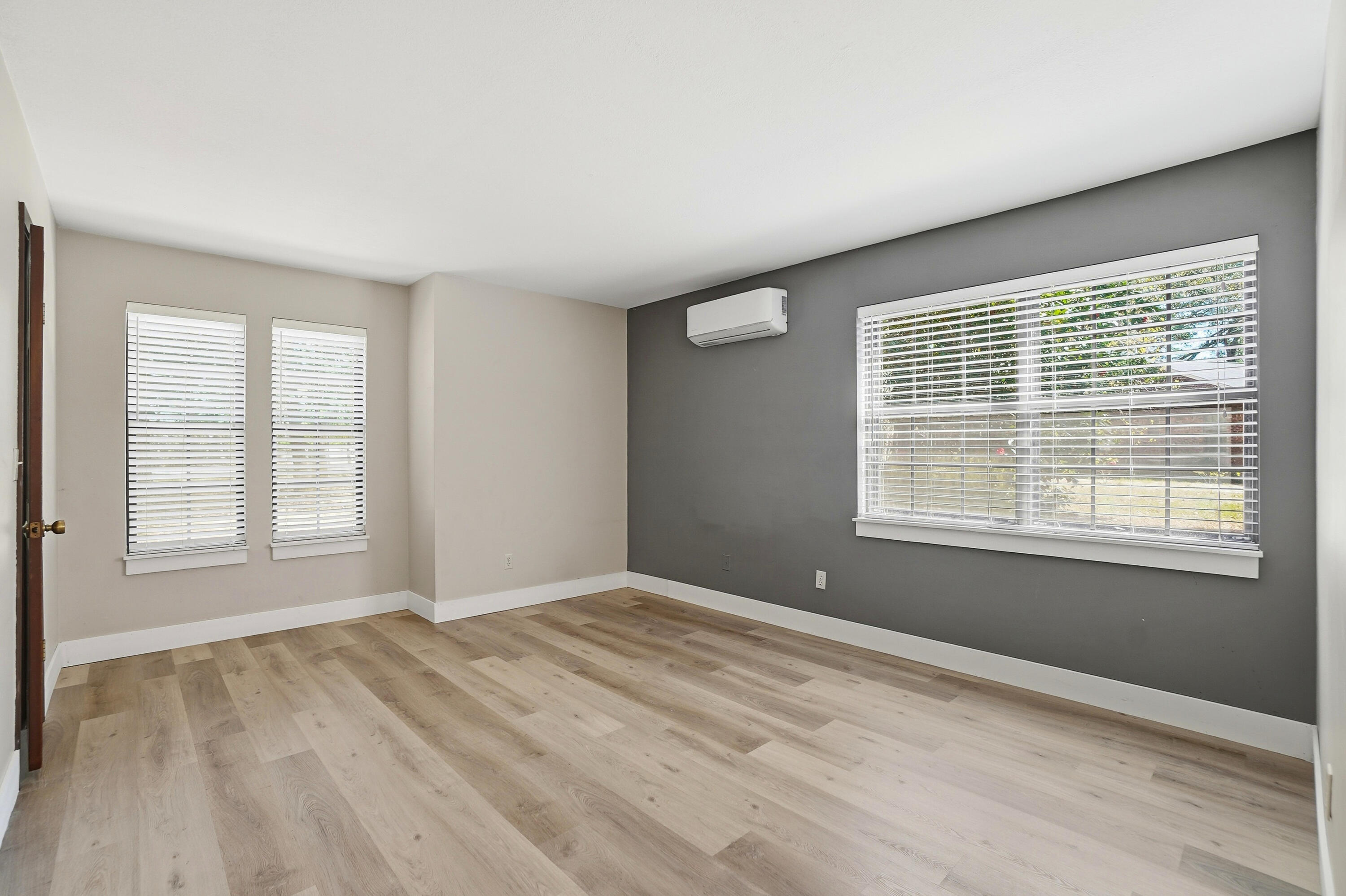 ROCKY BAYOU COUNTRY CLUB ESTATES 1 - Residential