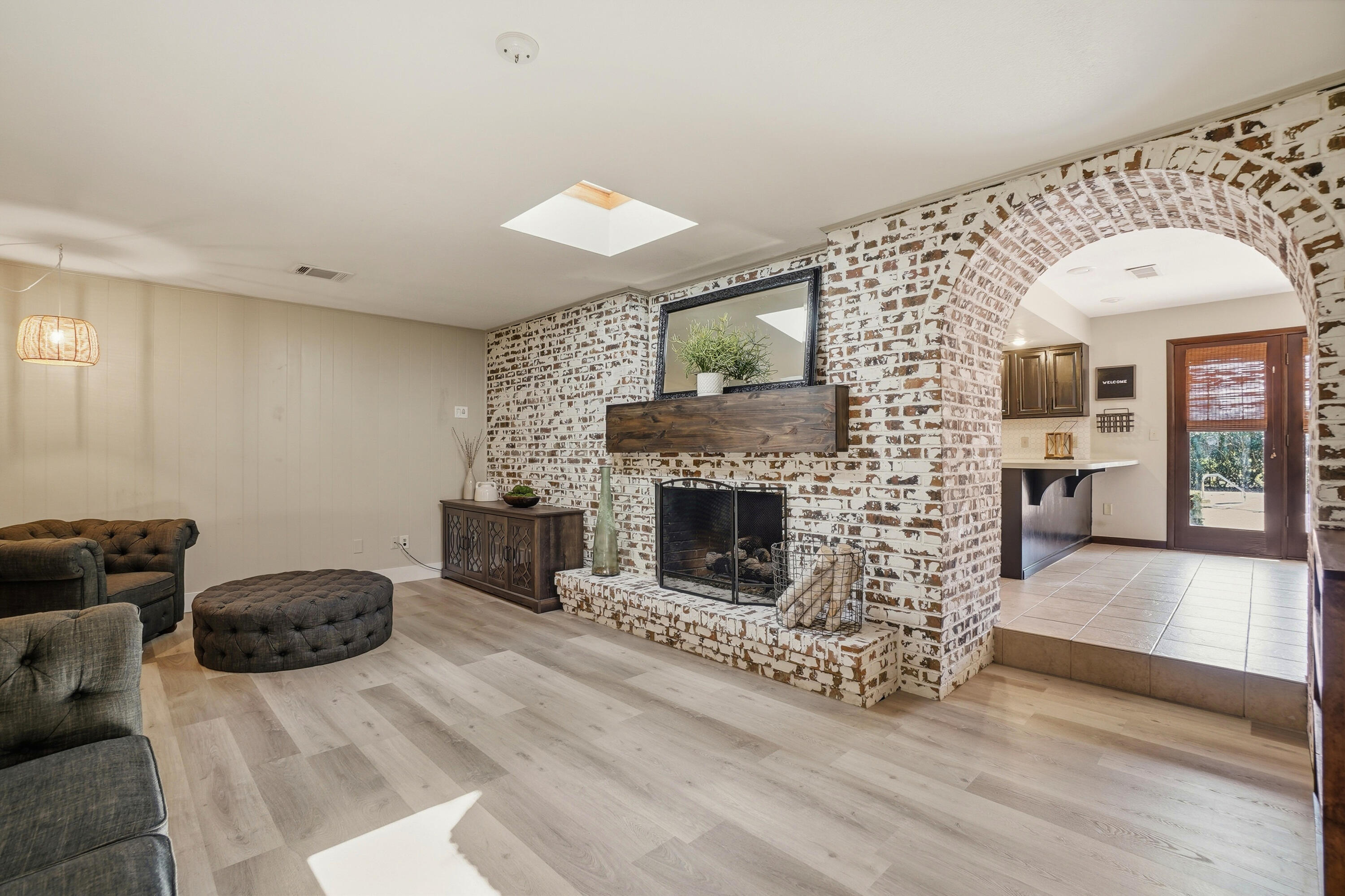 ROCKY BAYOU COUNTRY CLUB ESTATES 1 - Residential