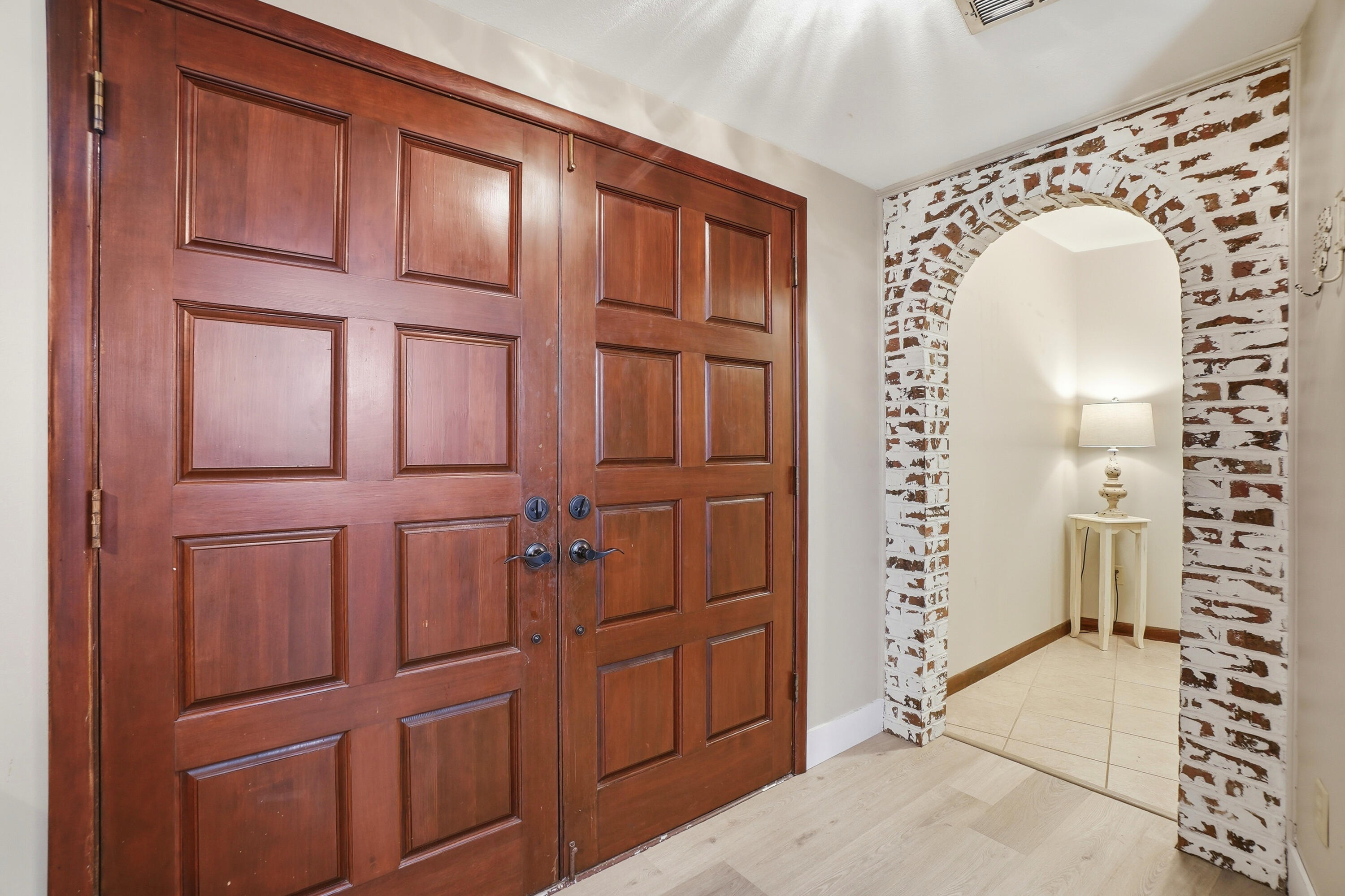 ROCKY BAYOU COUNTRY CLUB ESTATES 1 - Residential