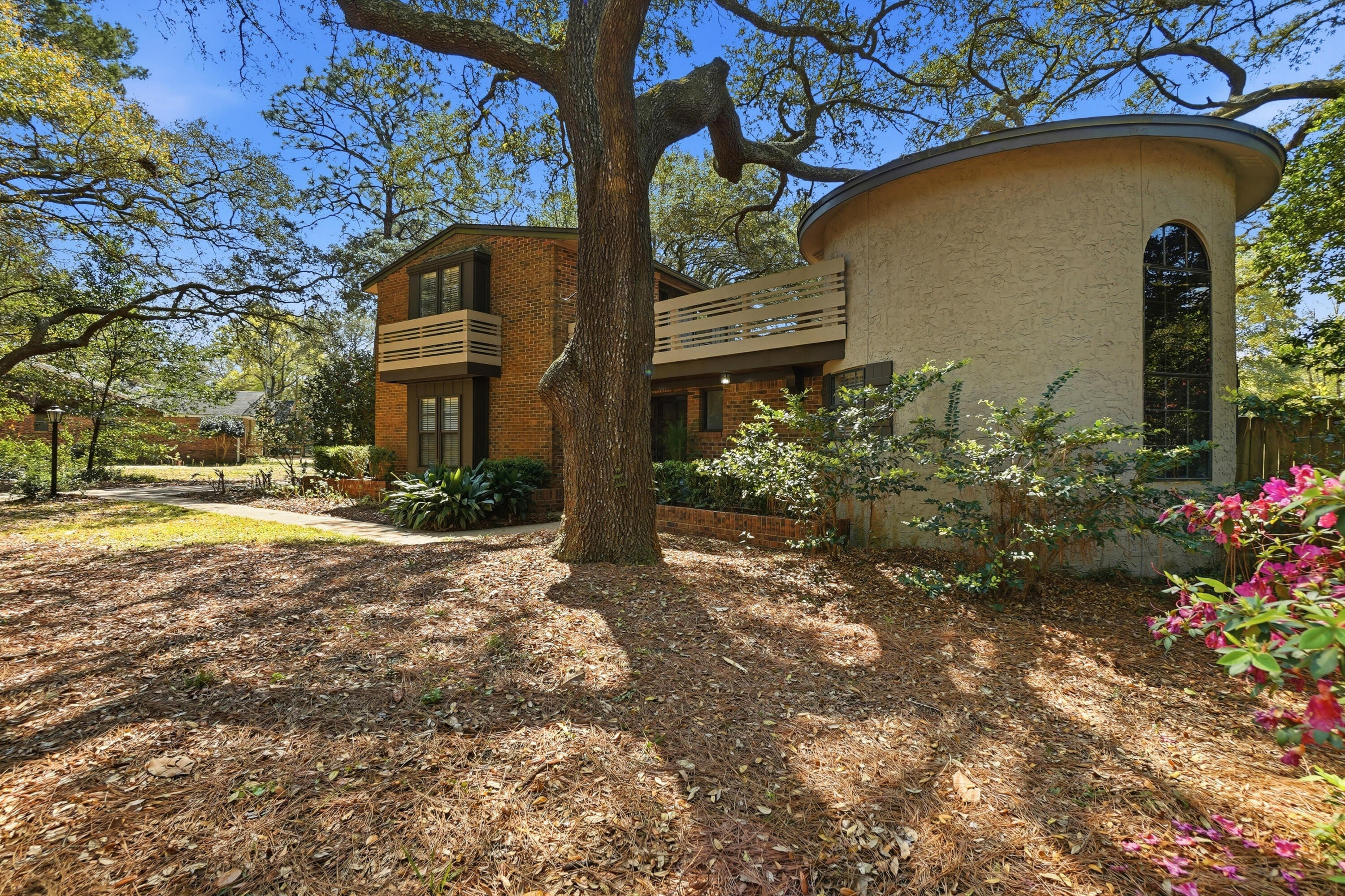 ROCKY BAYOU COUNTRY CLUB ESTATES 1 - Residential