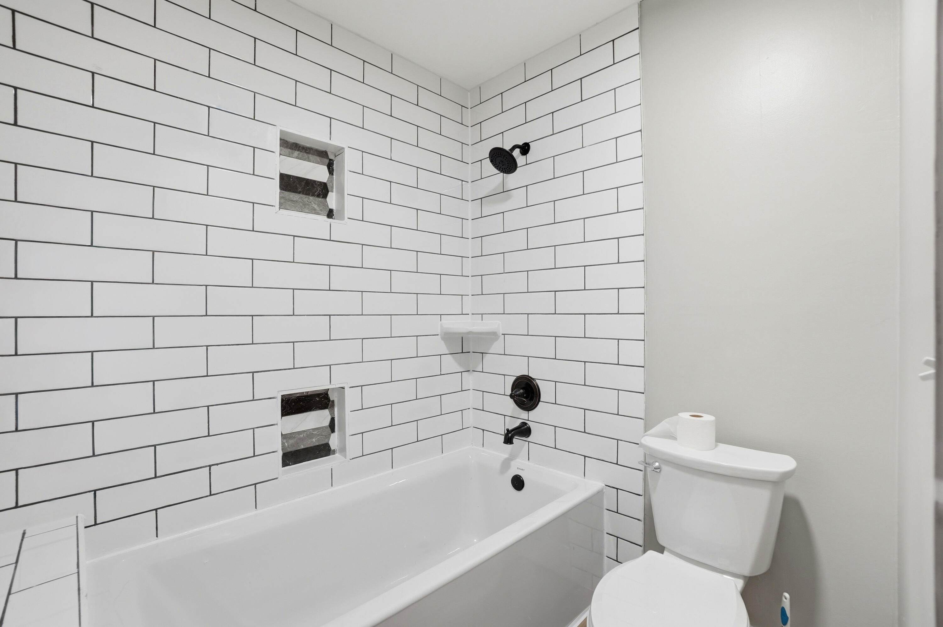 ROCKY BAYOU COUNTRY CLUB ESTATES 1 - Residential