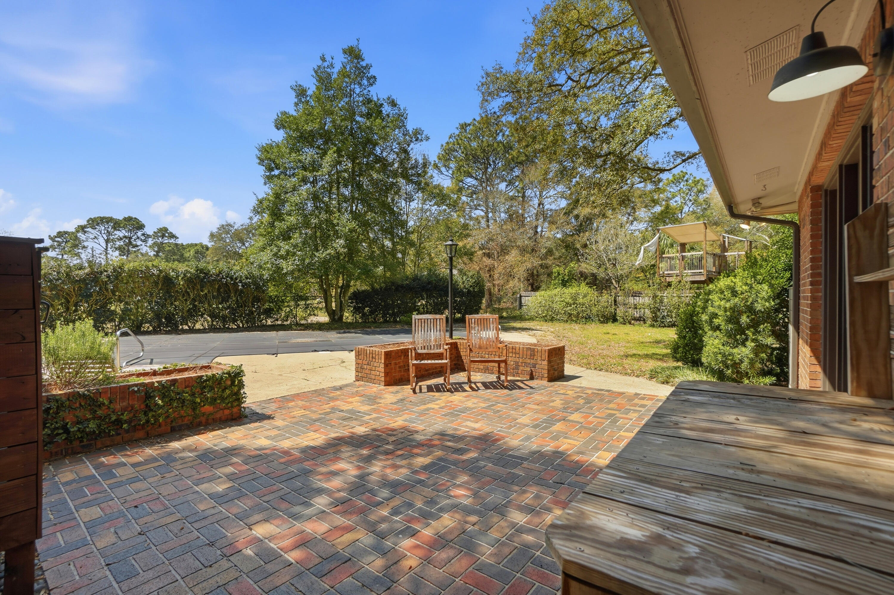 ROCKY BAYOU COUNTRY CLUB ESTATES 1 - Residential