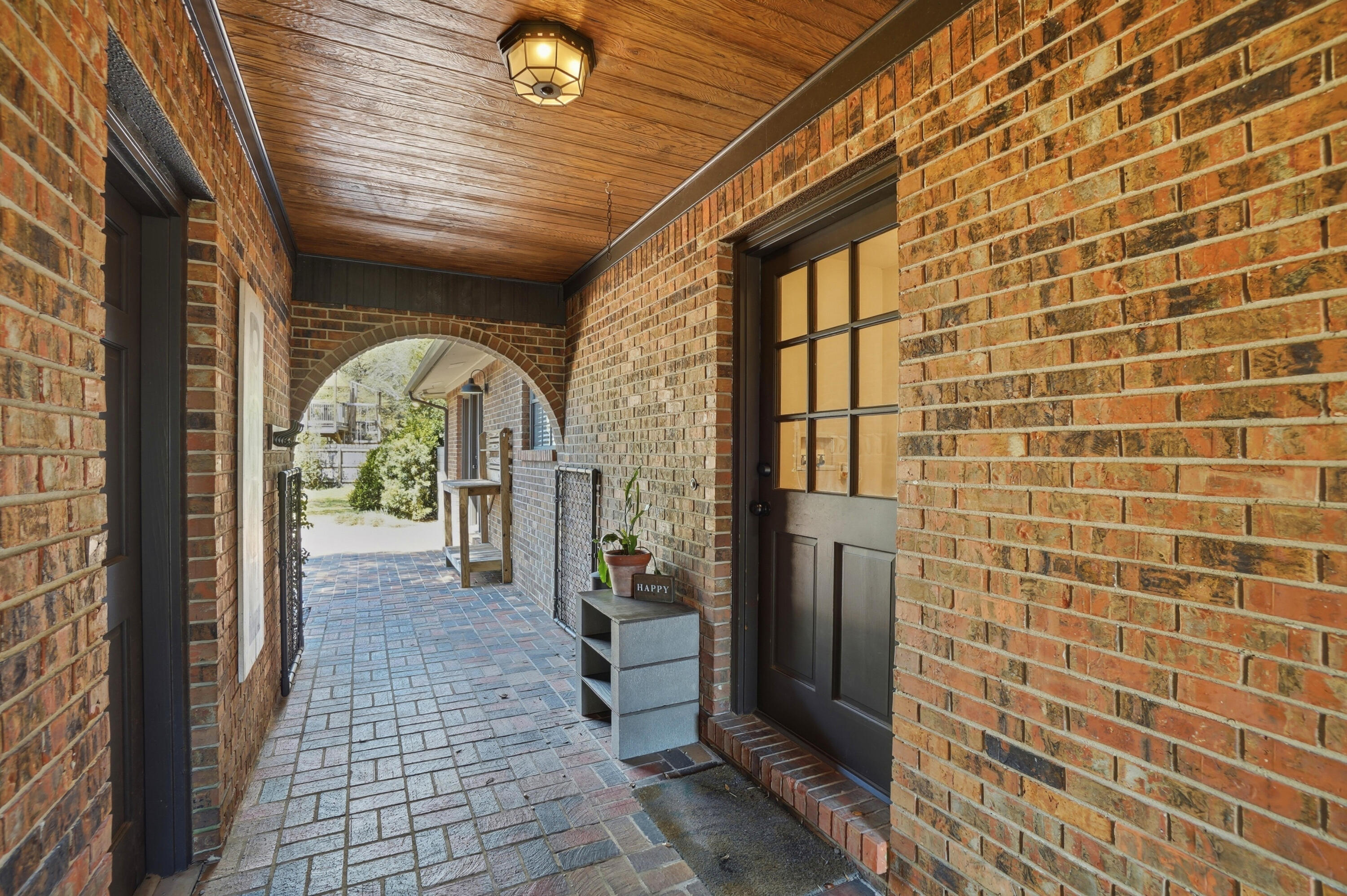 ROCKY BAYOU COUNTRY CLUB ESTATES 1 - Residential