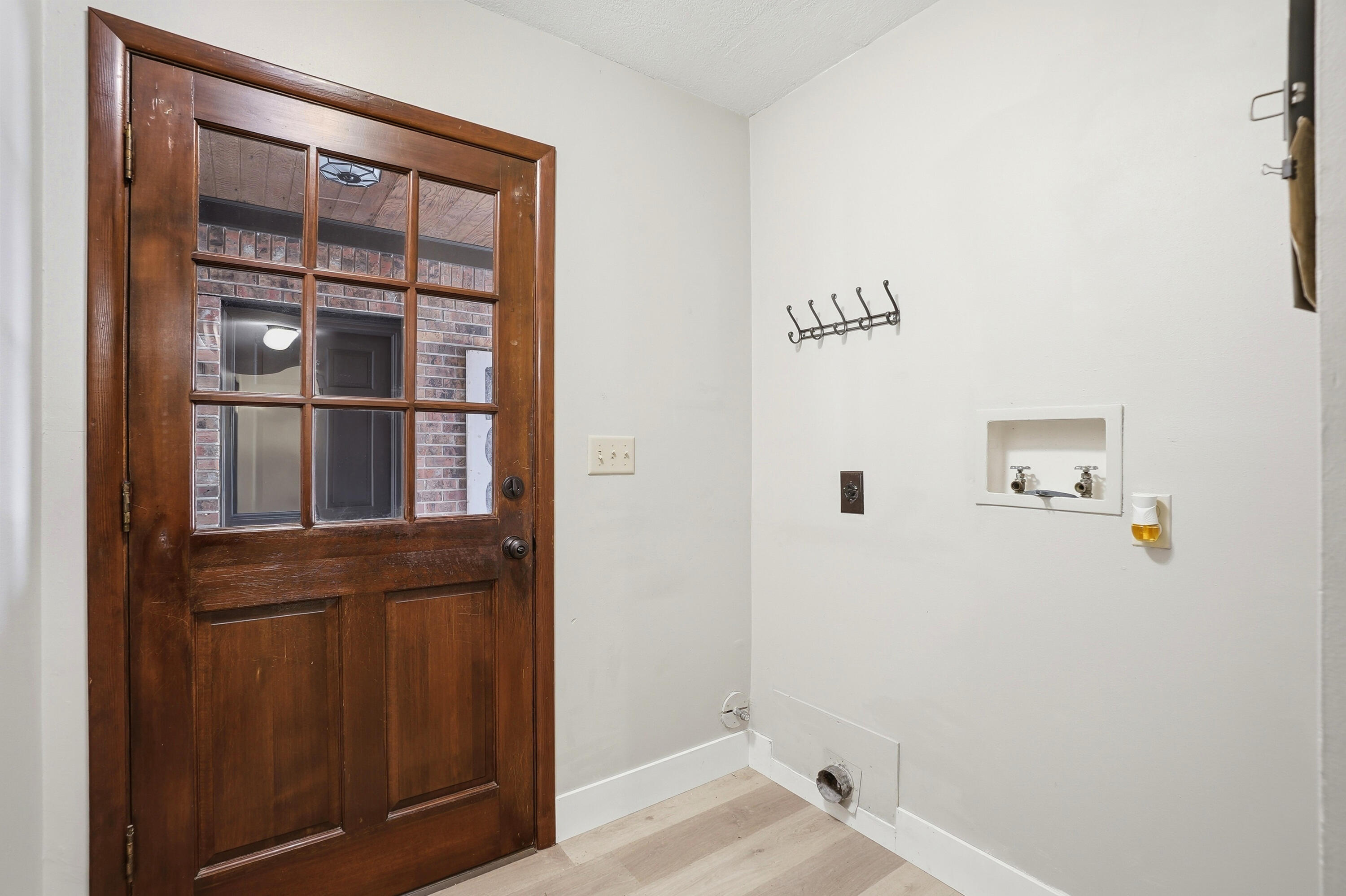 ROCKY BAYOU COUNTRY CLUB ESTATES 1 - Residential