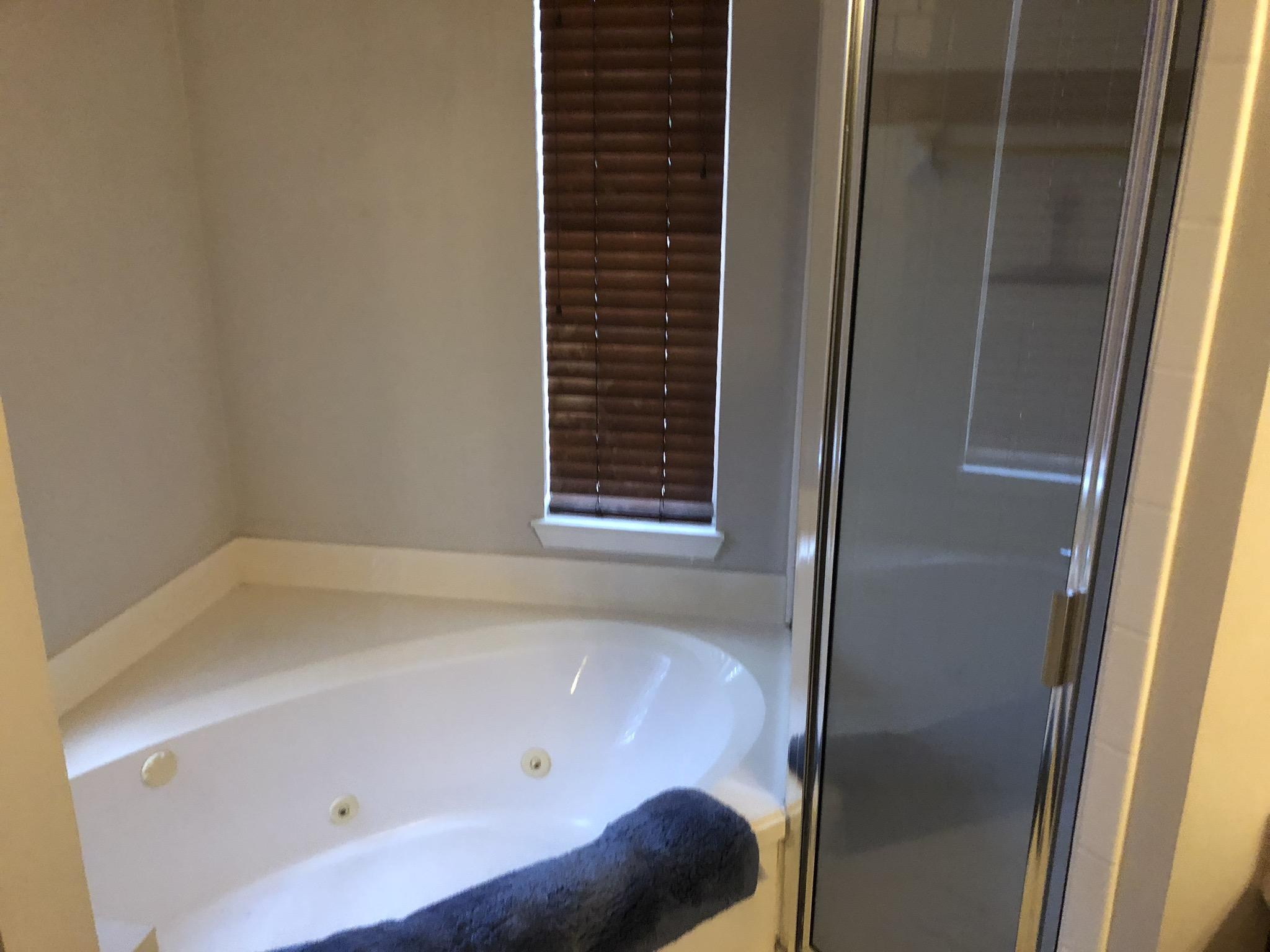 PINNACLE POINT - Residential