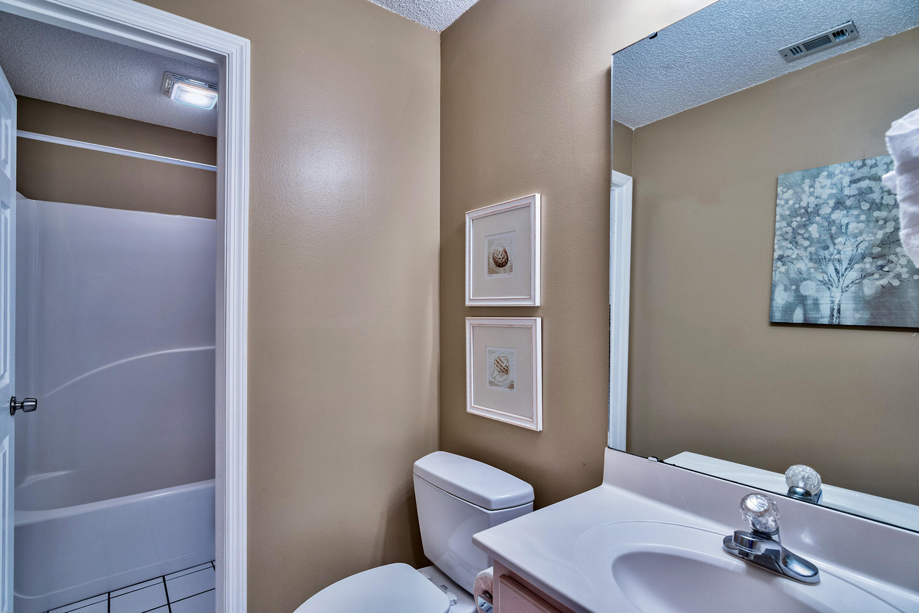 BEACHSIDE VILLAS CONDO - Residential