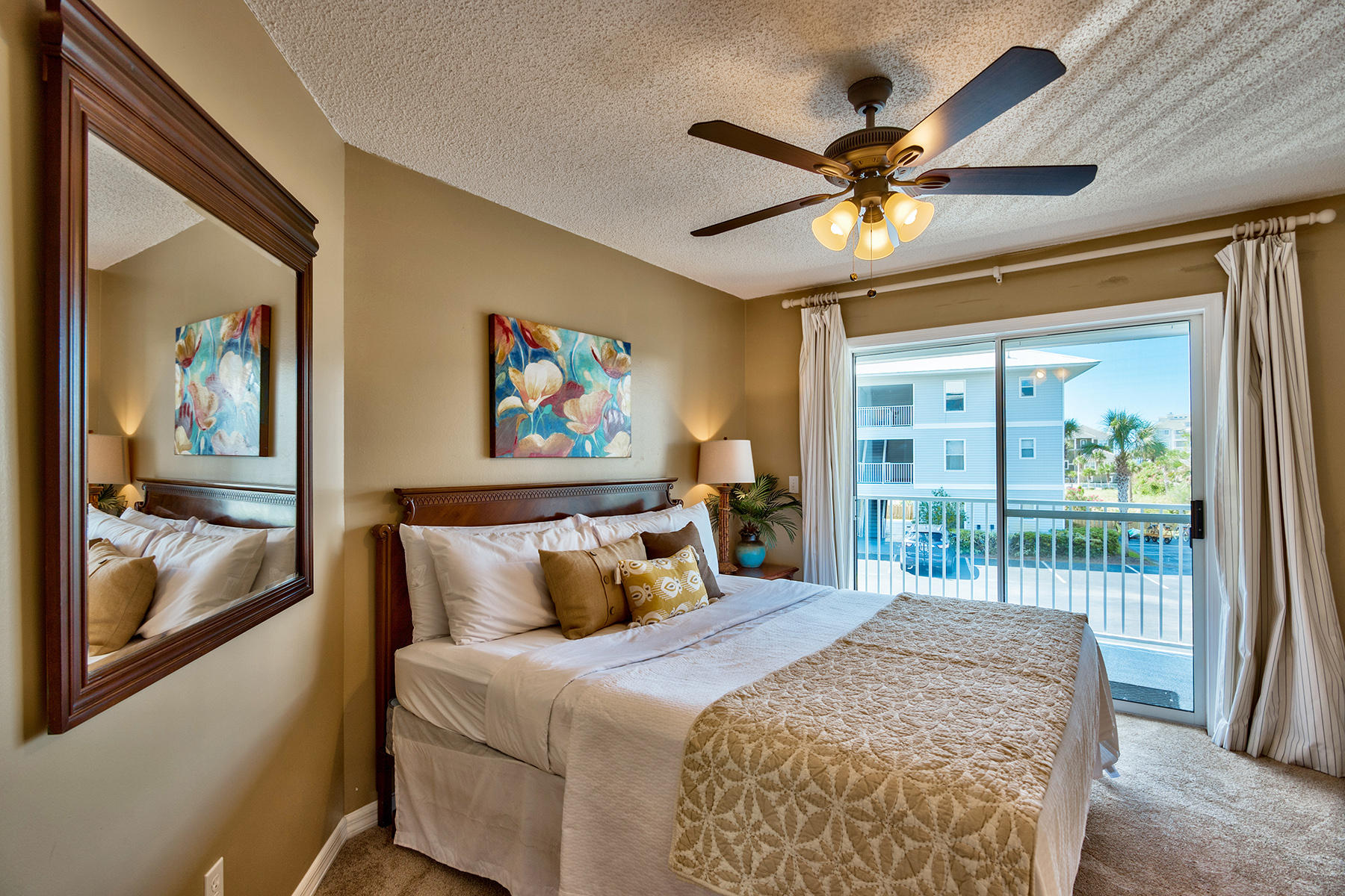 BEACHSIDE VILLAS CONDO - Residential