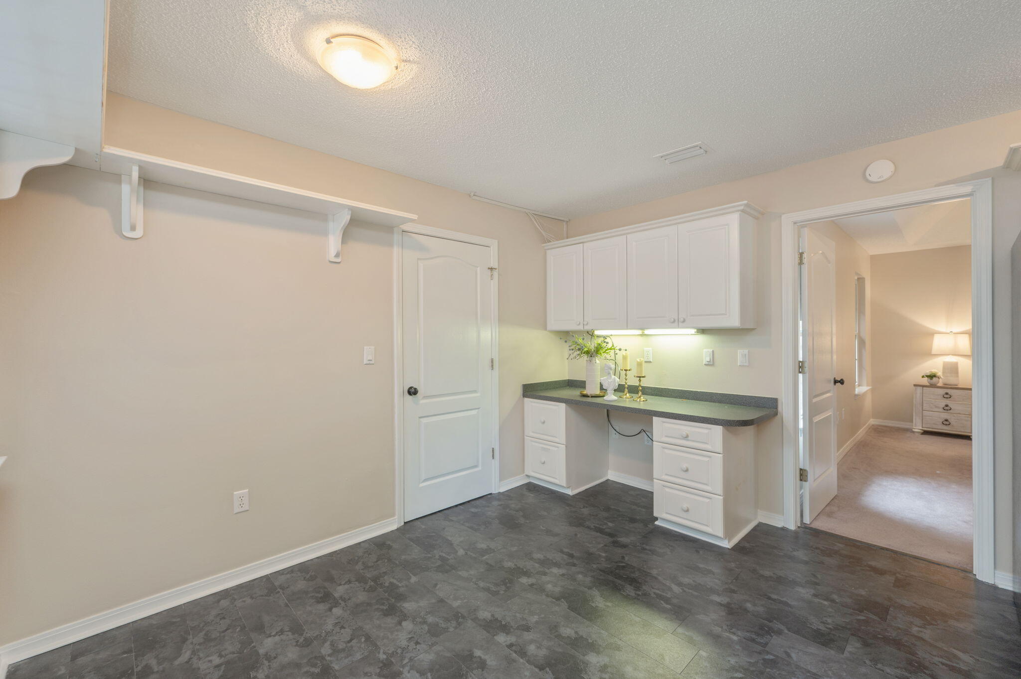 COUNTRY CLUB ESTATES 1 OF CRESTVIEW - Residential