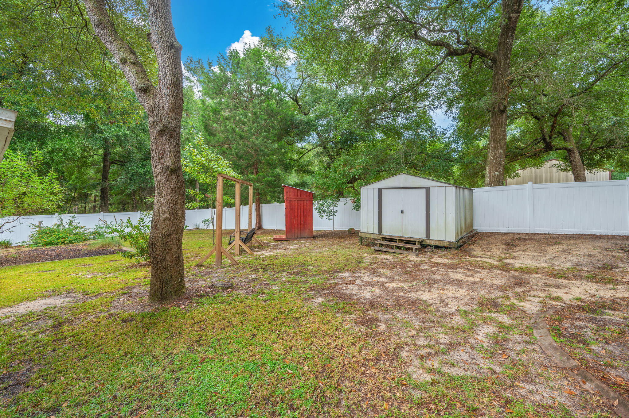 COUNTRY CLUB ESTATES 1 OF CRESTVIEW - Residential