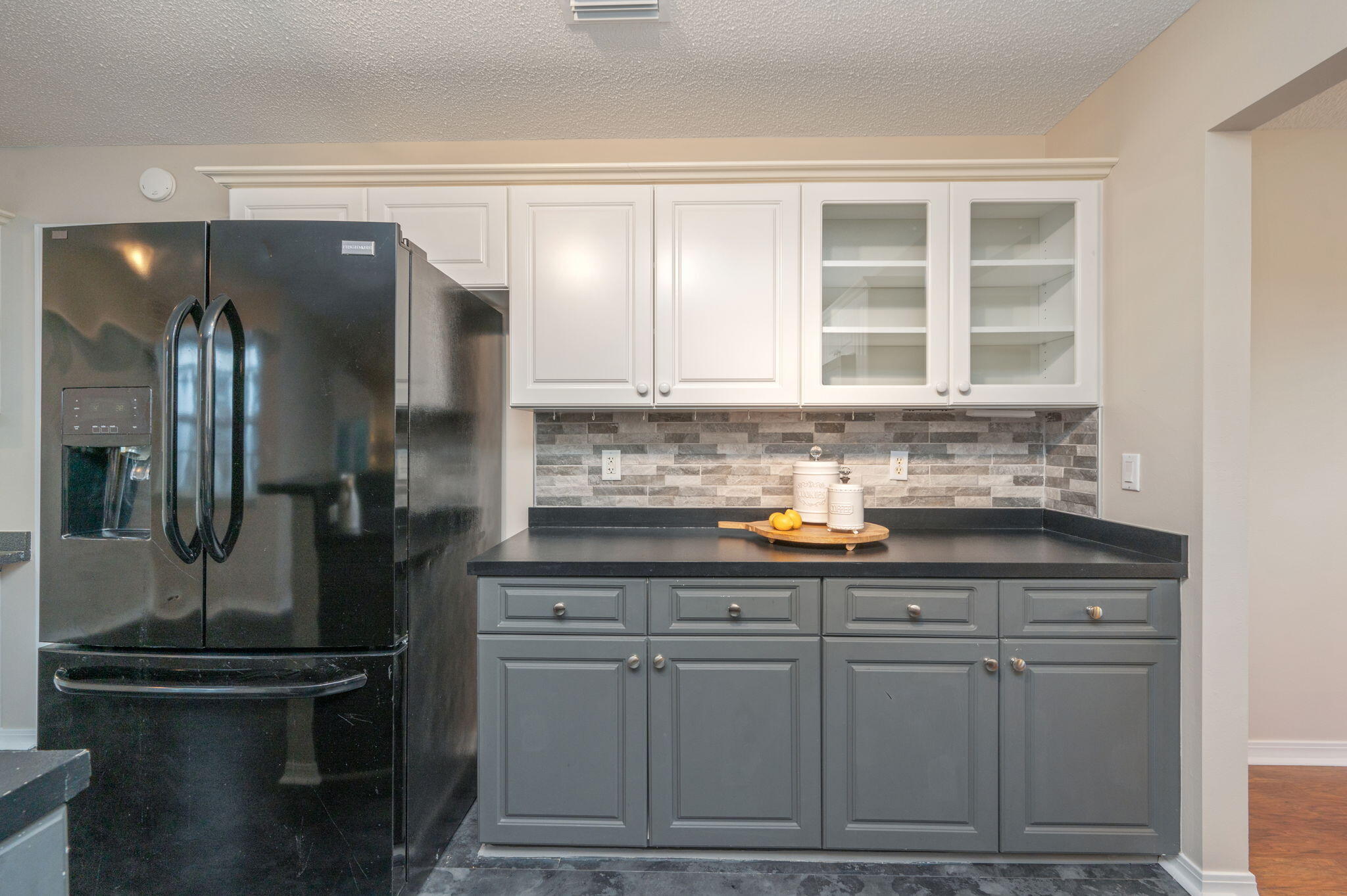 COUNTRY CLUB ESTATES 1 OF CRESTVIEW - Residential