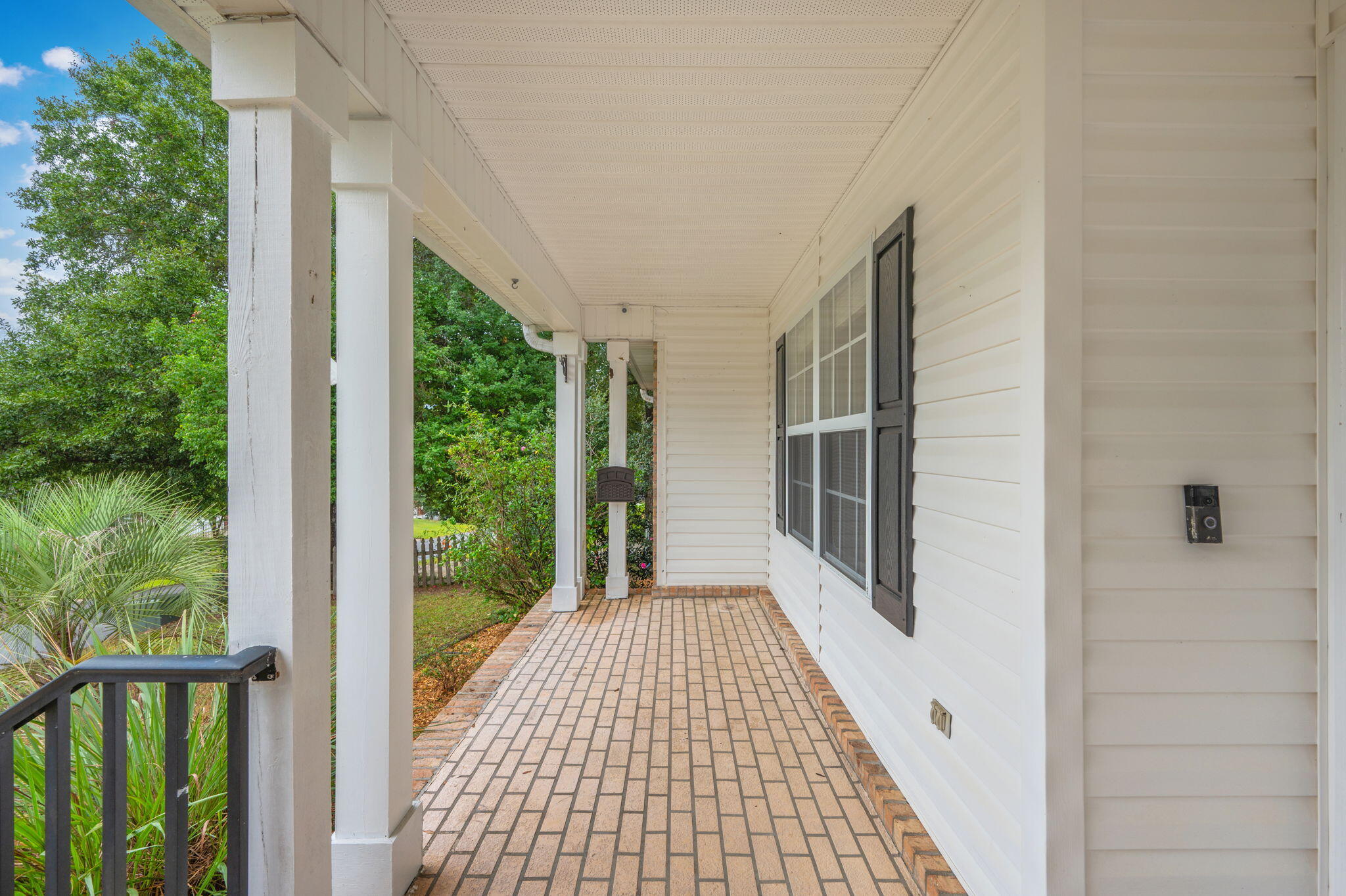 COUNTRY CLUB ESTATES 1 OF CRESTVIEW - Residential