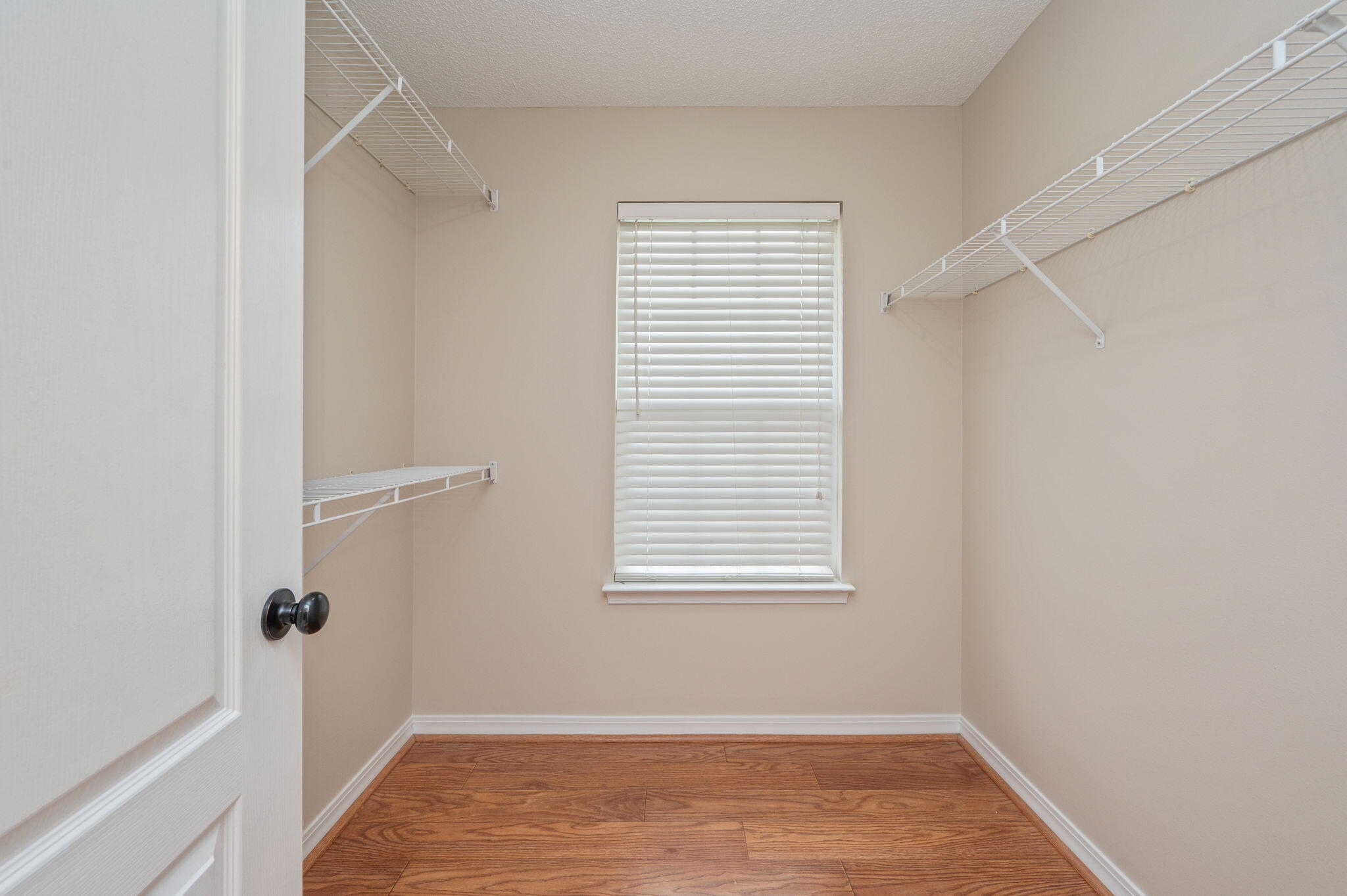 COUNTRY CLUB ESTATES 1 OF CRESTVIEW - Residential