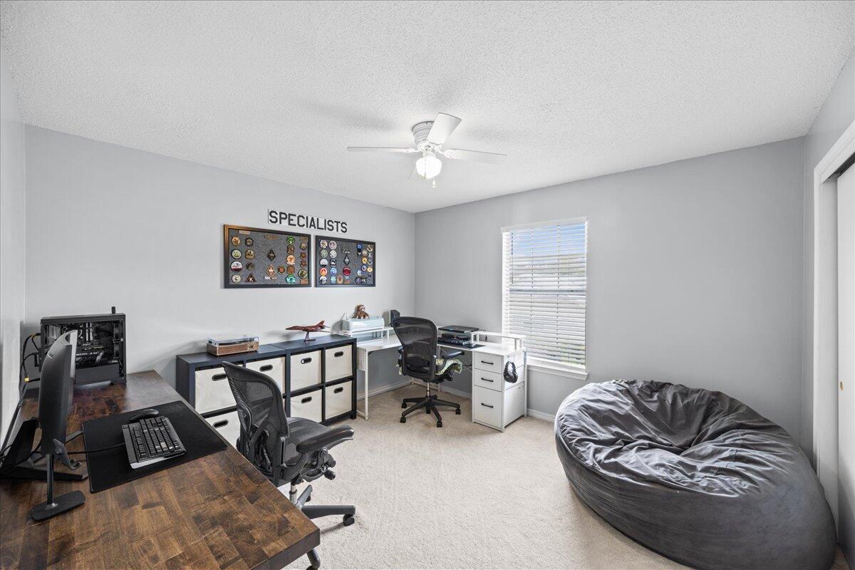 VILLAGE WEST - Residential