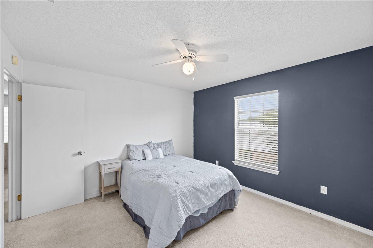 VILLAGE WEST - Residential