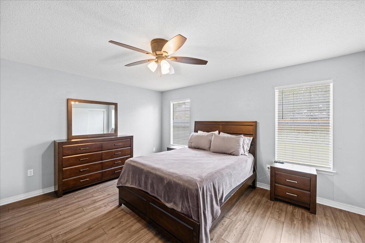VILLAGE WEST - Residential
