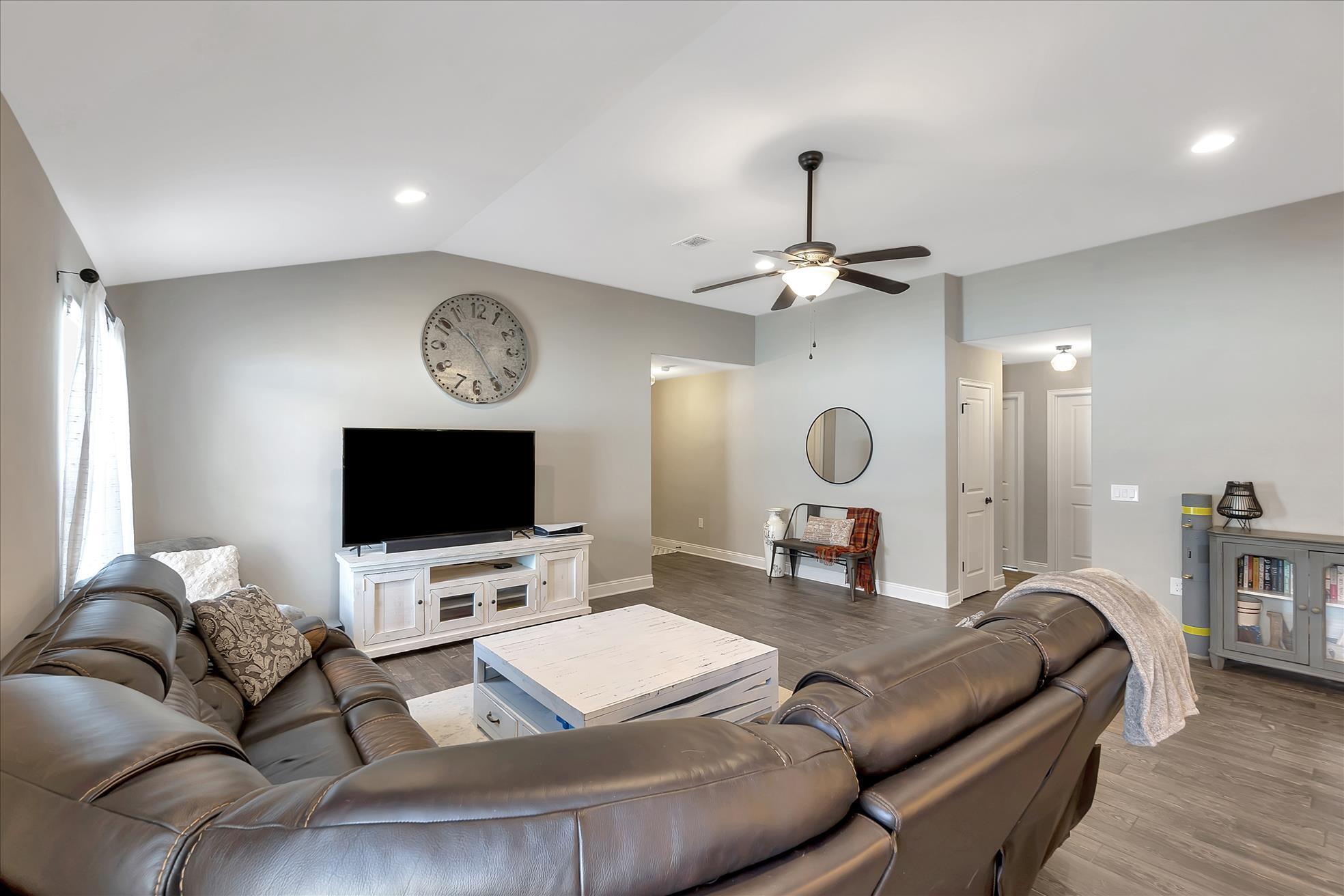 NAVARRE S/D - Residential