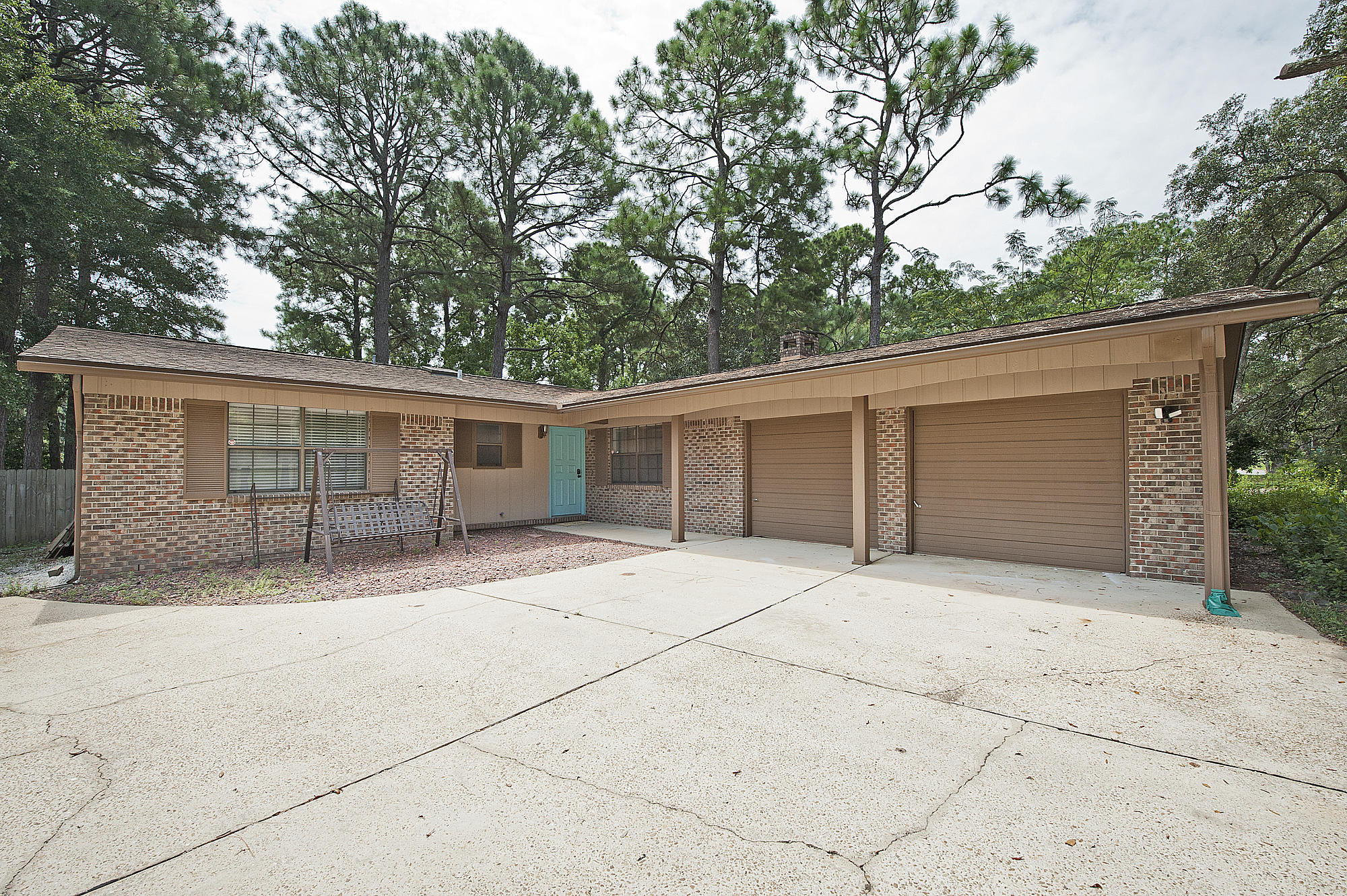 BERKSHIRE WOODS - Residential