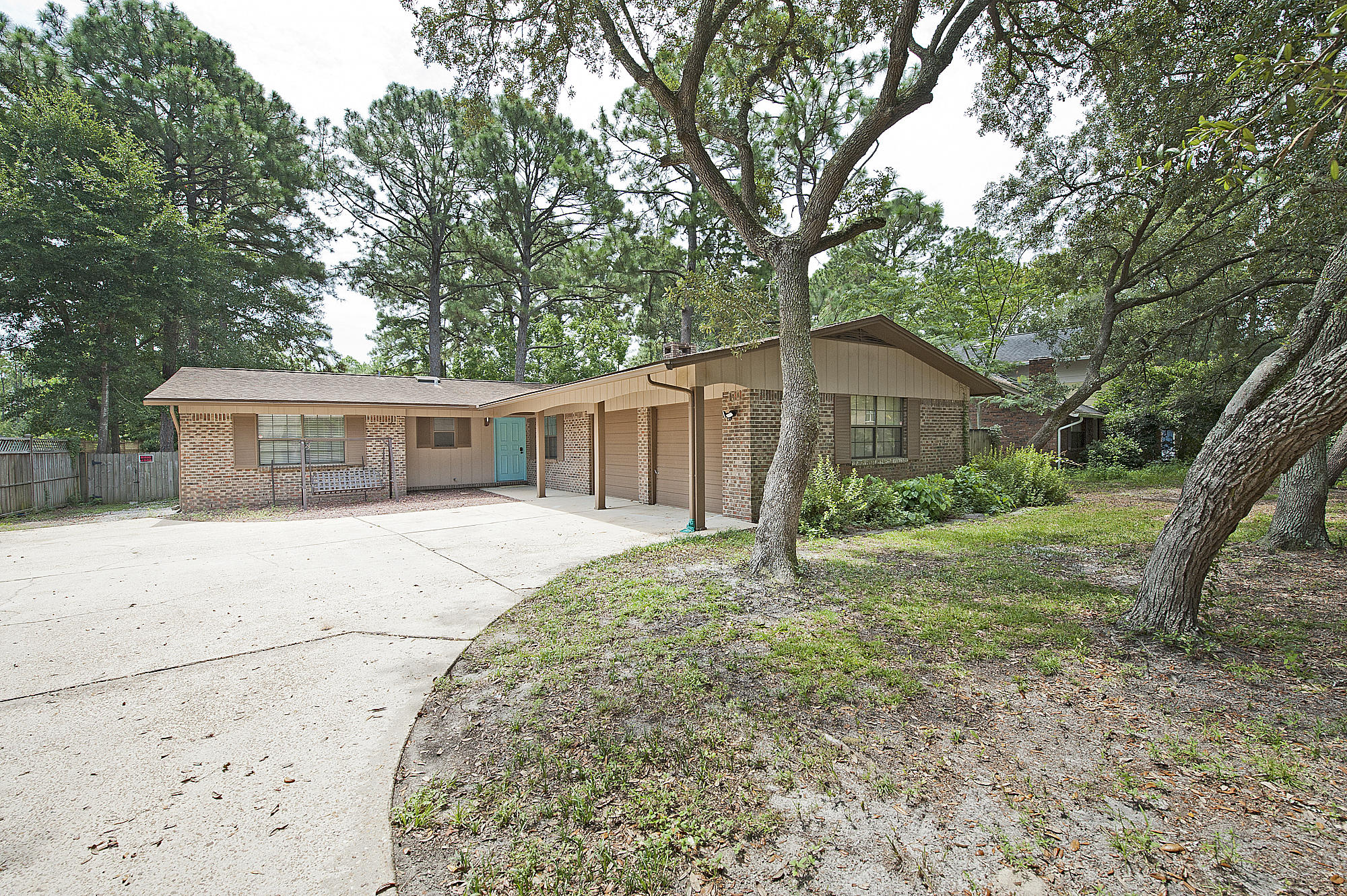 BERKSHIRE WOODS - Residential