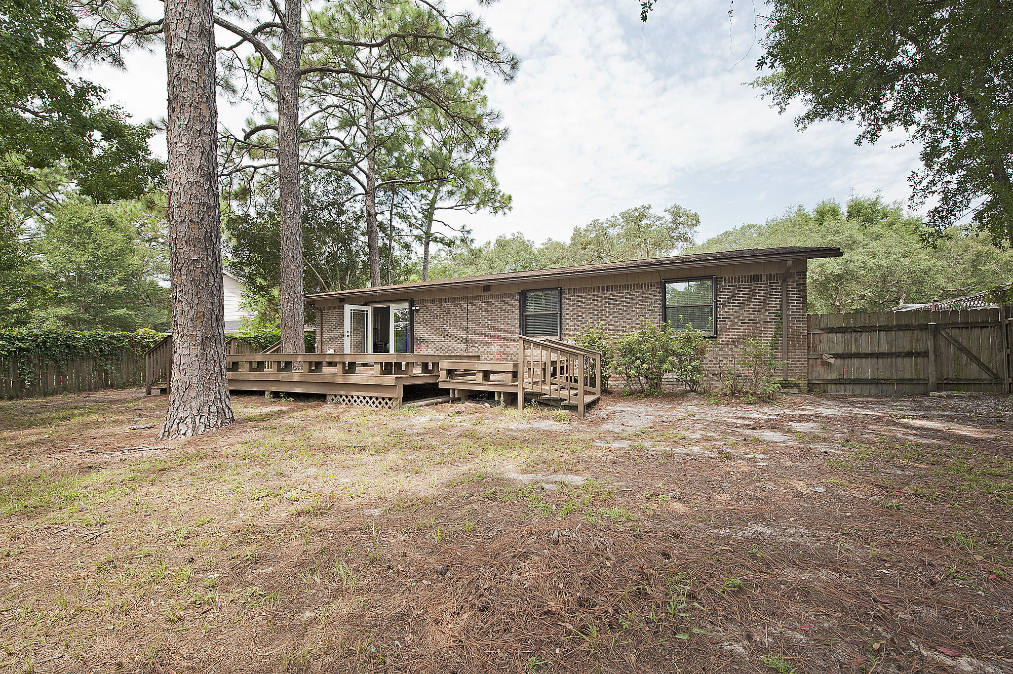 BERKSHIRE WOODS - Residential