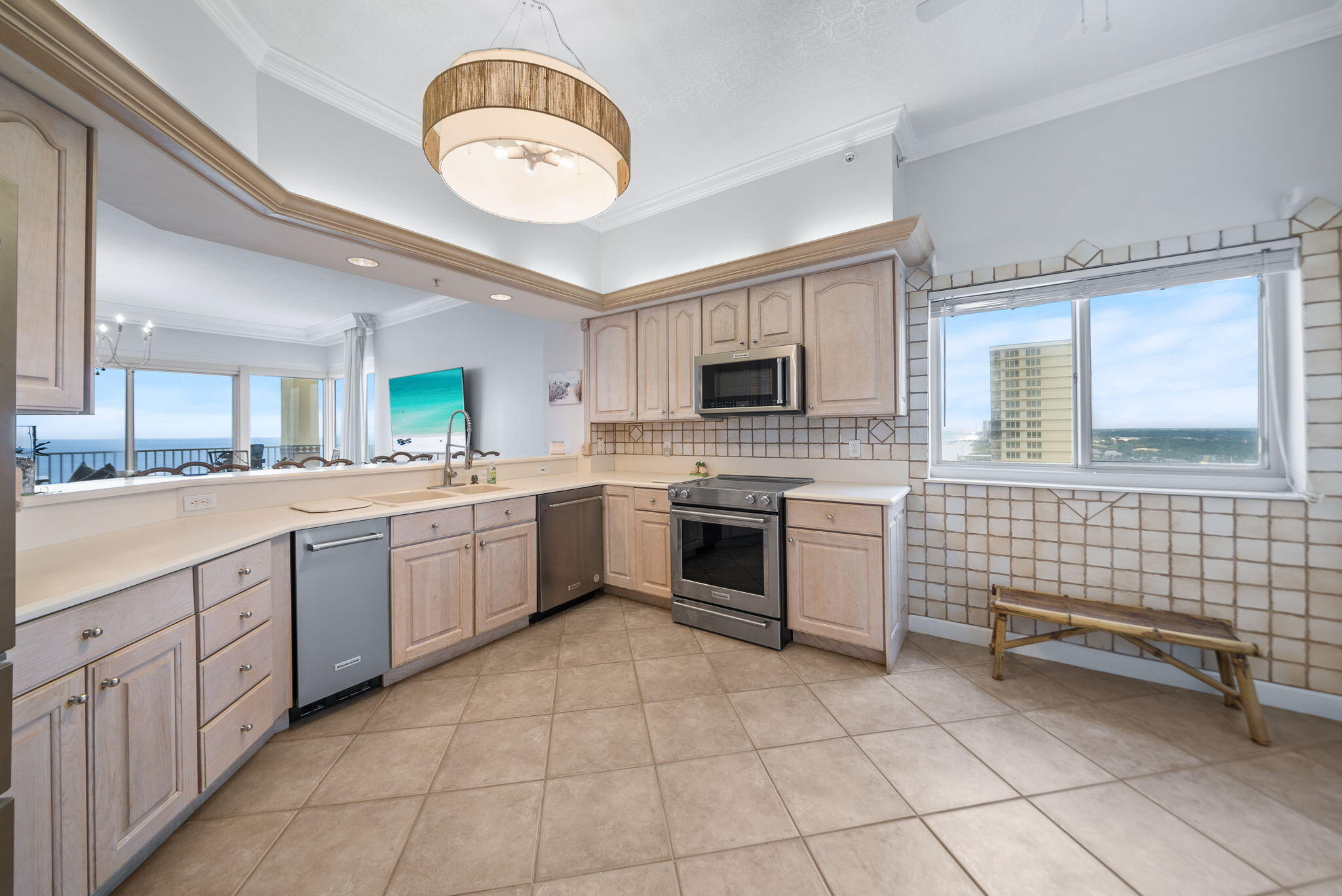 Grande Surf Club Condo - Residential
