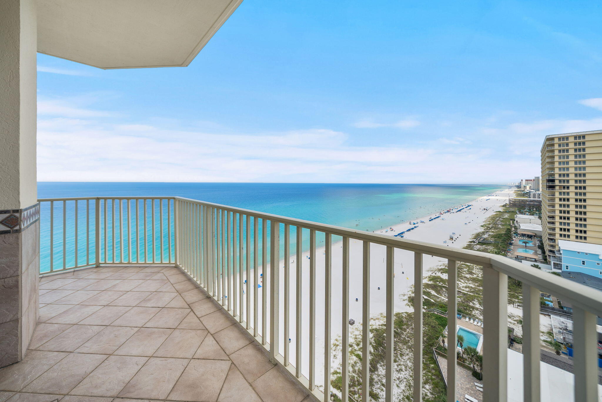 Grande Surf Club Condo - Residential