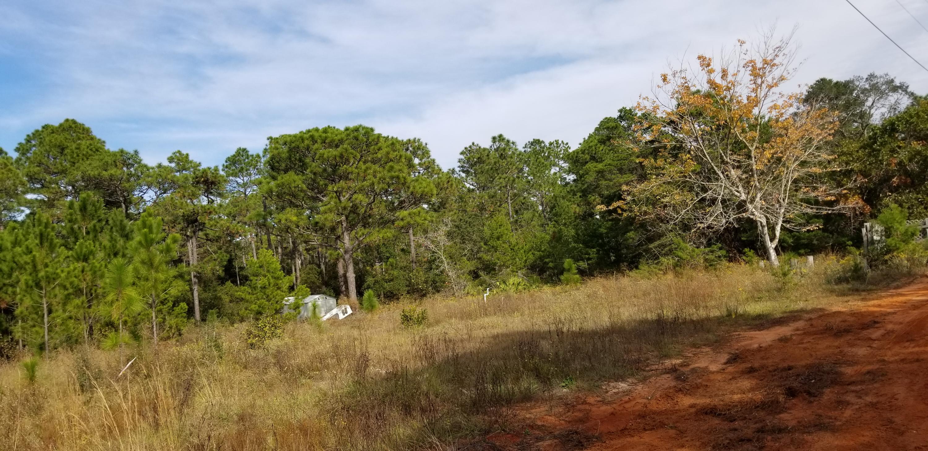 Com Ne Cor Sec Th S 89* W 300 Ft. Th 2*W685.58 Ft. Th S 89*W 154.5 Ft. Th S 563.42 To N R/W South - Land