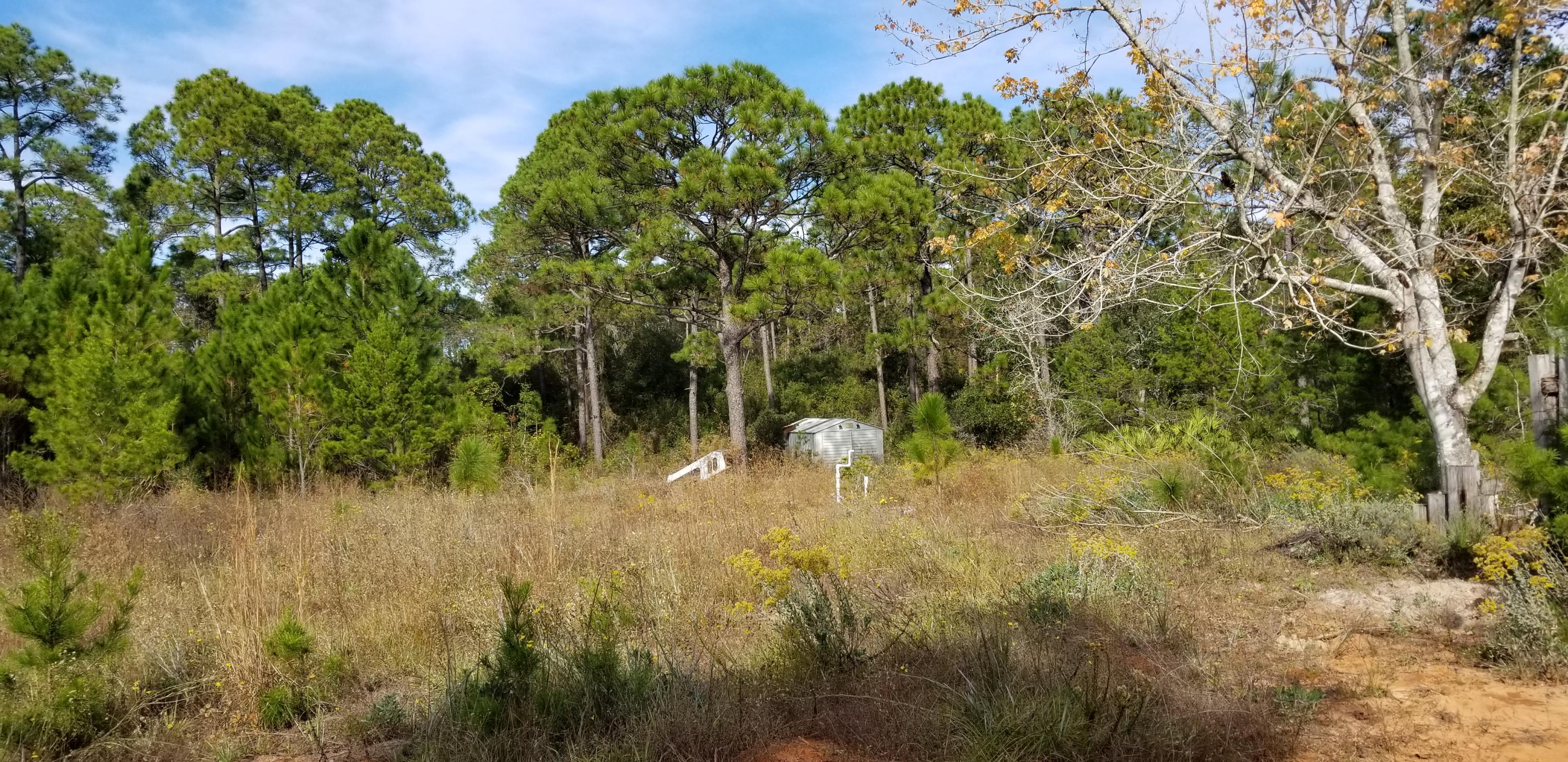 Com Ne Cor Sec Th S 89* W 300 Ft. Th 2*W685.58 Ft. Th S 89*W 154.5 Ft. Th S 563.42 To N R/W South - Land