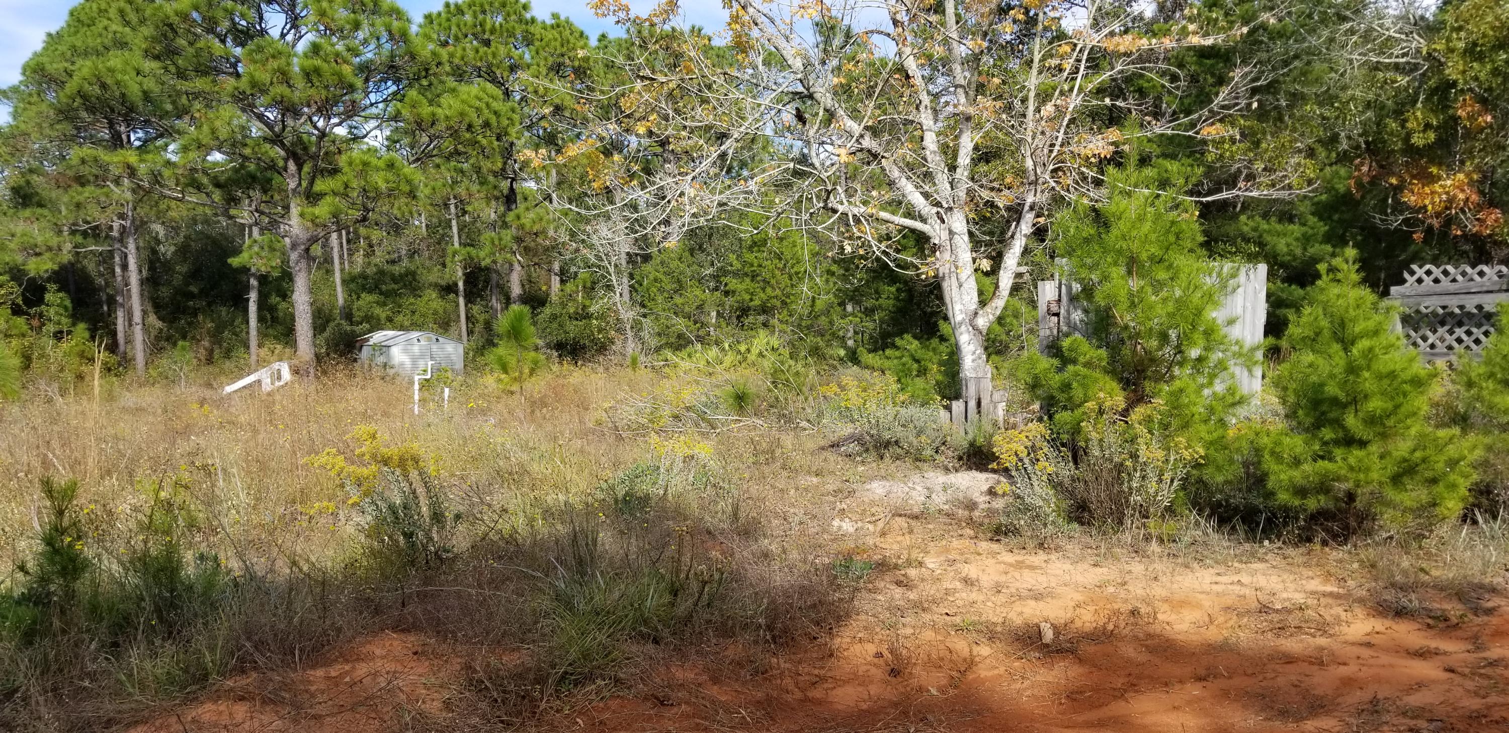 Com Ne Cor Sec Th S 89* W 300 Ft. Th 2*W685.58 Ft. Th S 89*W 154.5 Ft. Th S 563.42 To N R/W South - Land