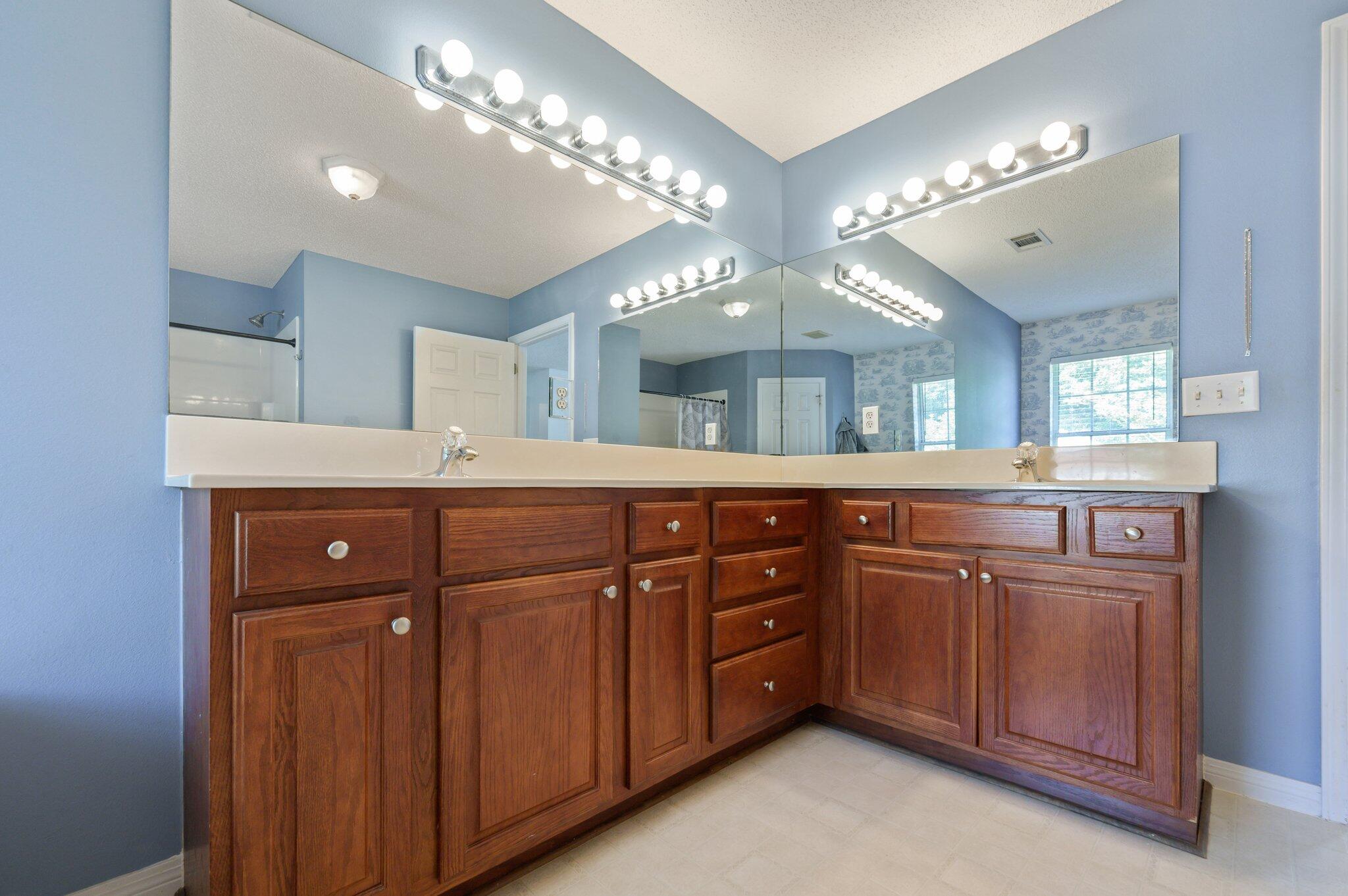 OLD BETHEL ESTATES PH I - Residential