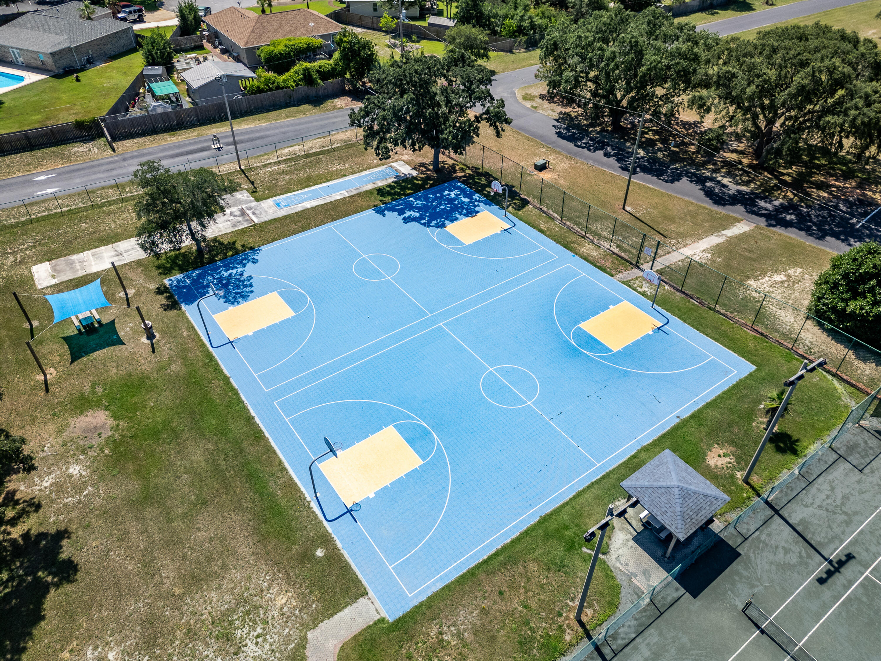 HOLLEY BY THE SEA - Residential