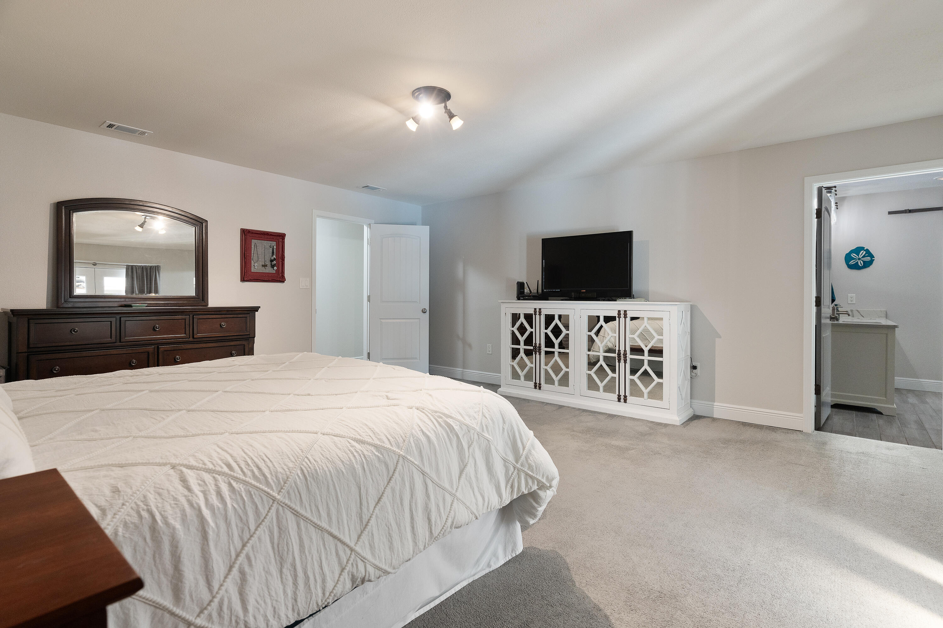 HOLLEY BY THE SEA - Residential